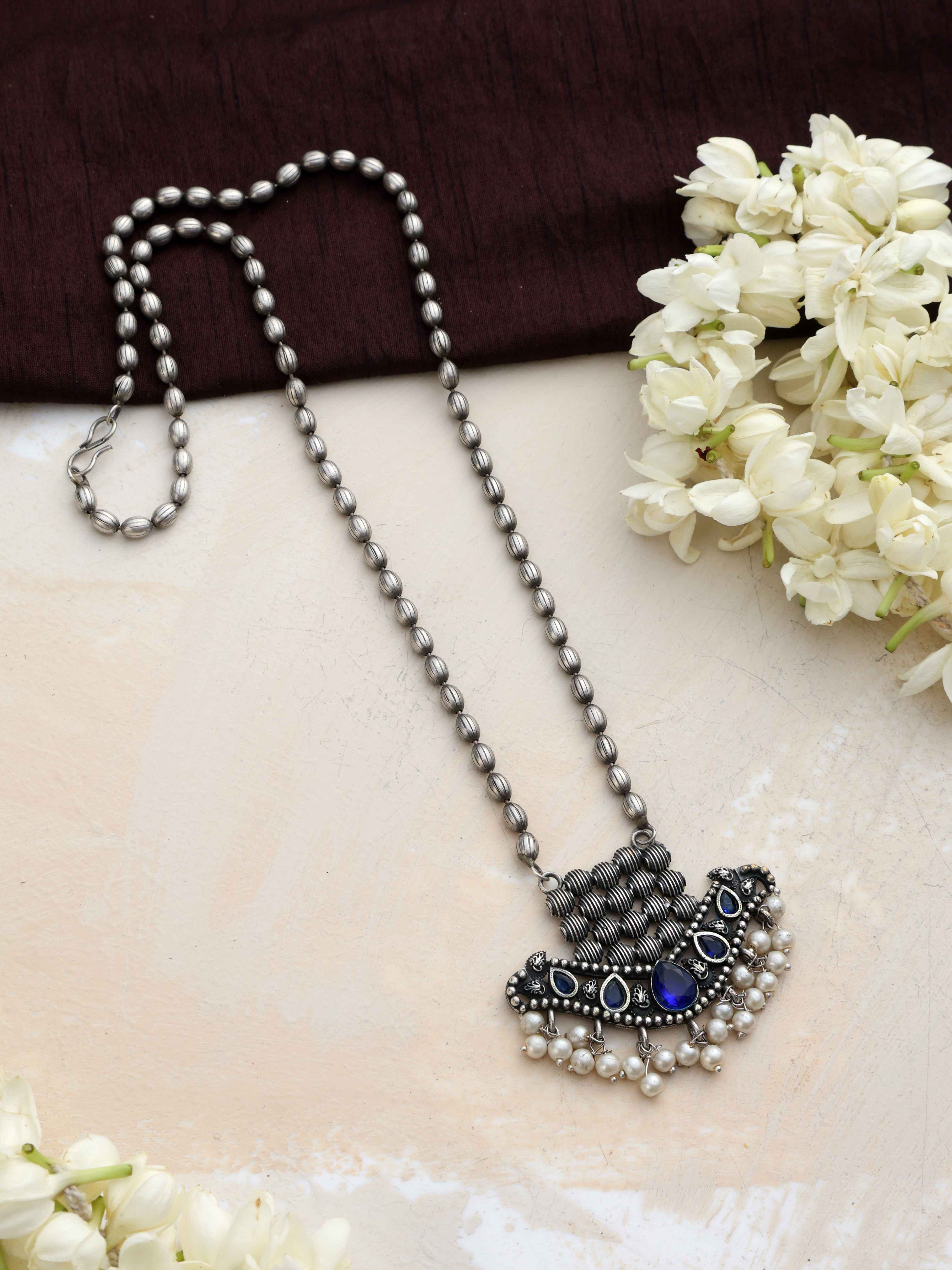 trueBrowns Silver Tone Blue Stone Pendant Chain | Grocsy