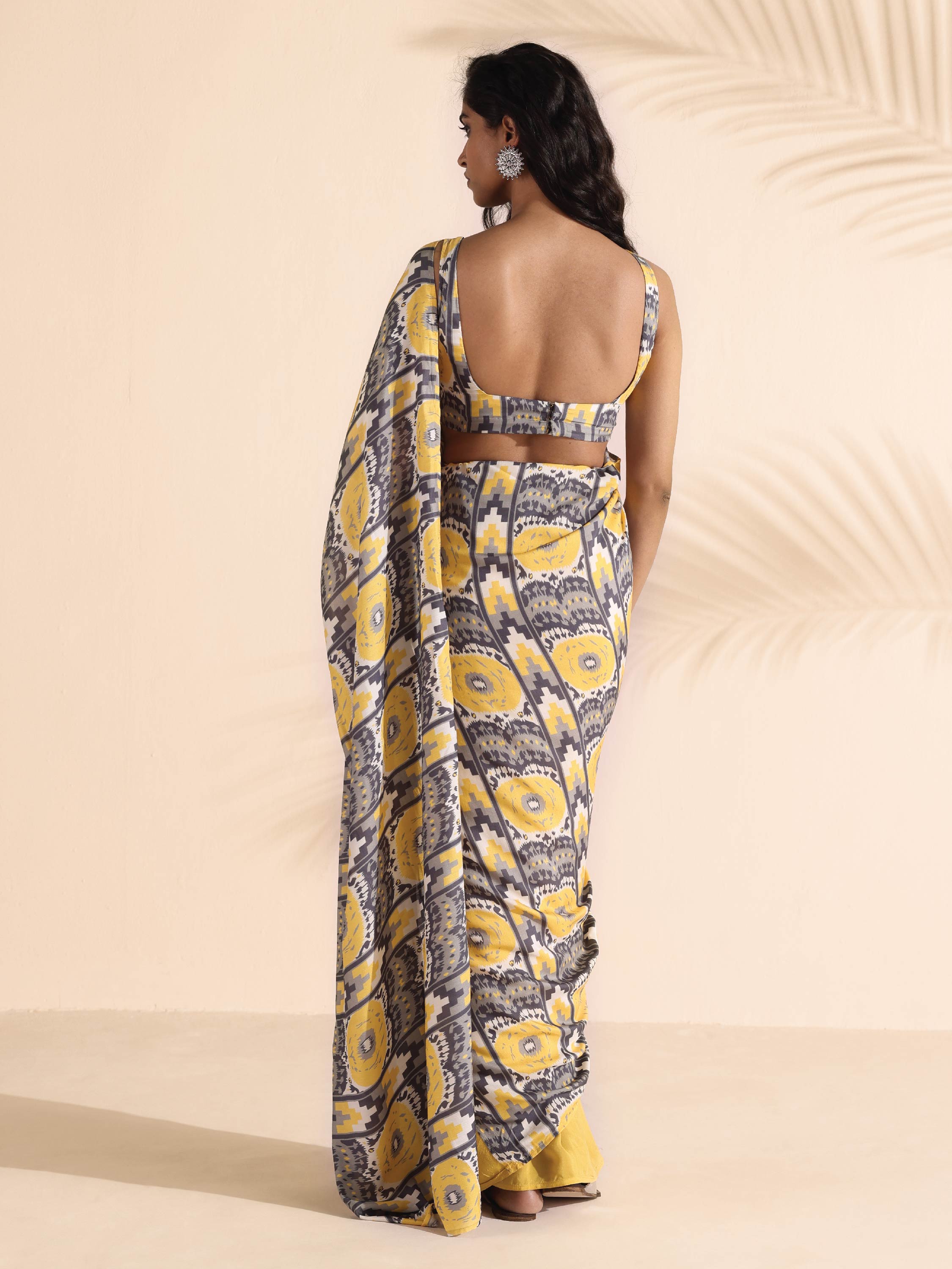trueBrowns Yellow Muslin Ikat Ready to Wear Saree | Grocsy
