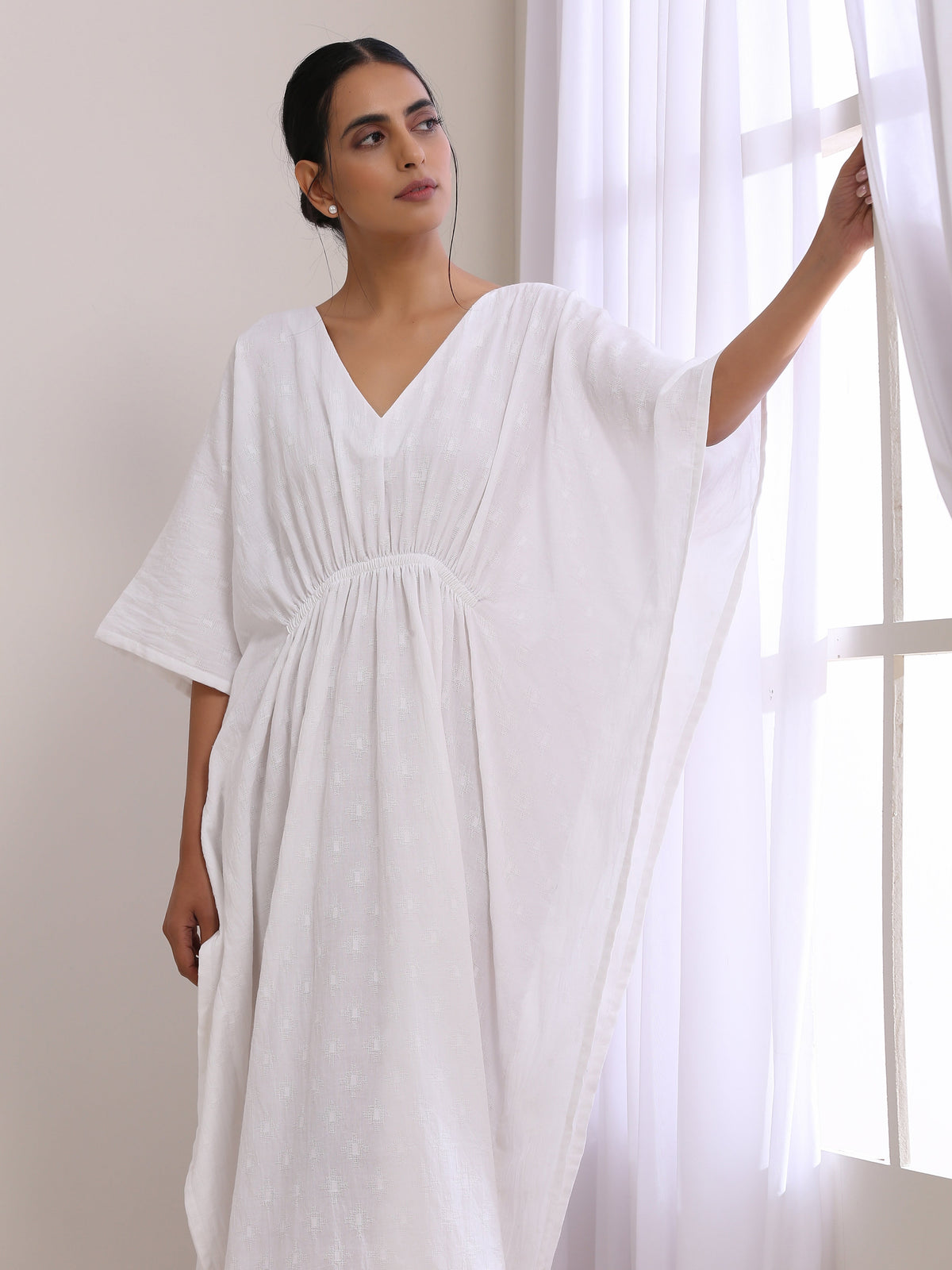 trueBrowns White Dobby Kaftan Dress | Grocsy