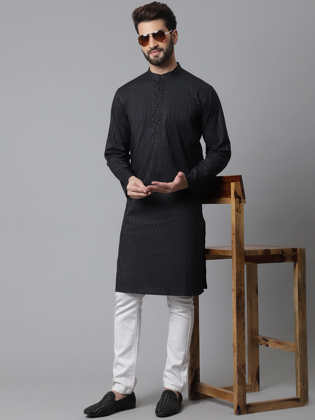 Even Apparels Black Solid Kurta With Band Collar | Grocsy