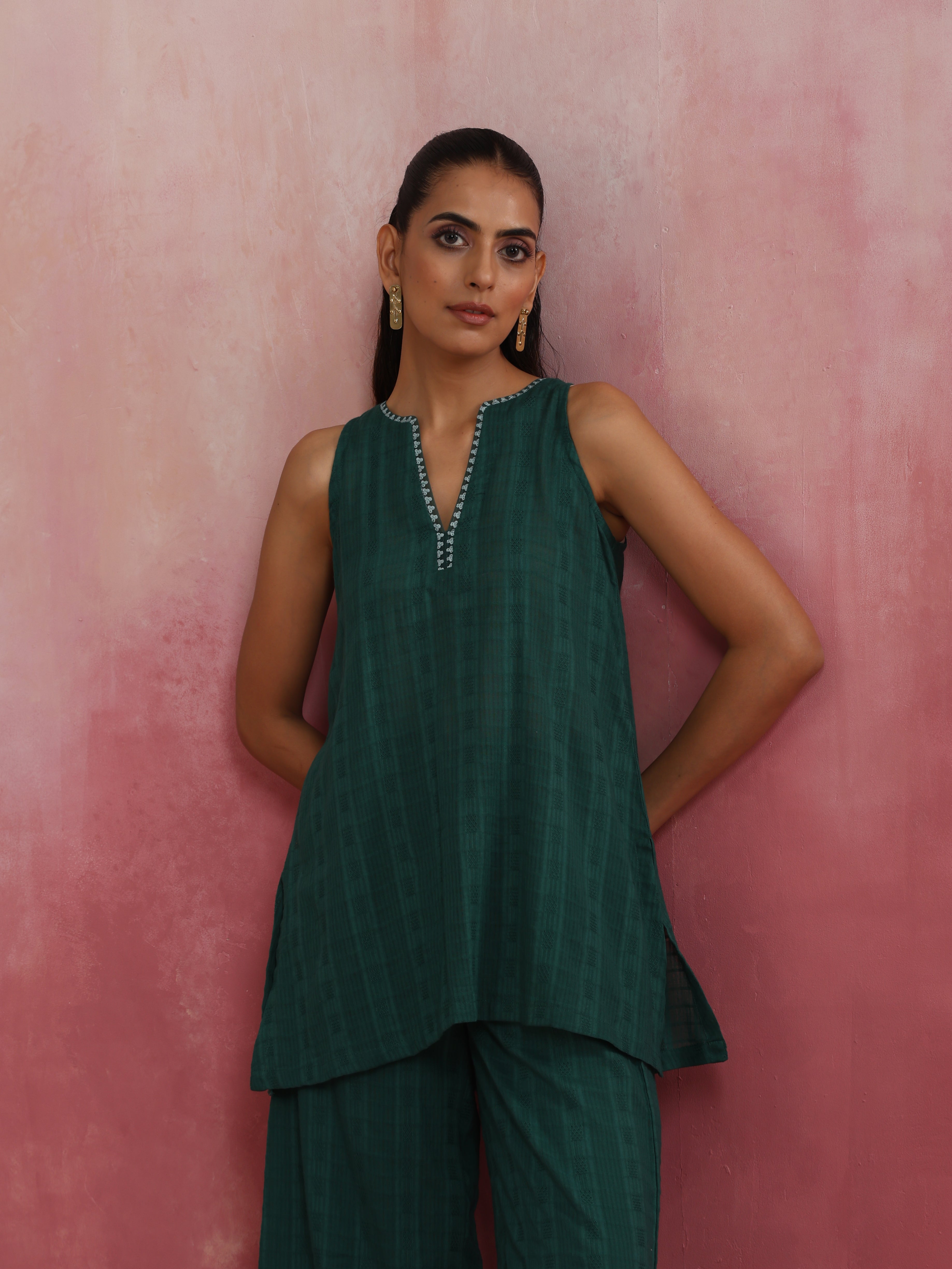 trueBrowns Dark Green Cotton Dobby Kurta Co-ord set | Grocsy