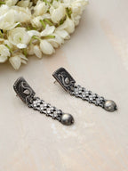 trueBrowns Silver Tone Flamingo Dangle Earrings | Grocsy