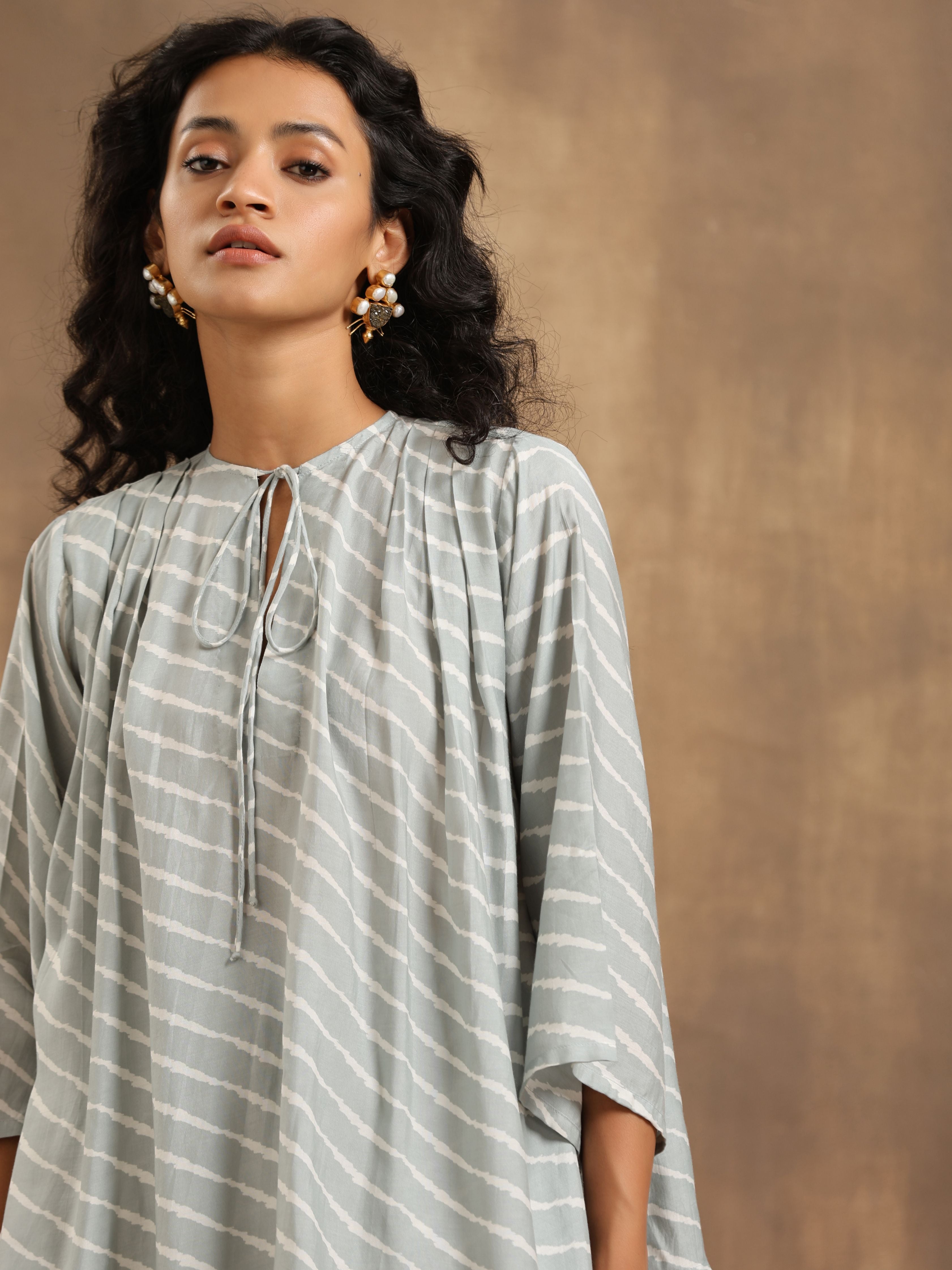 trueBrowns Grey Lehariya Printed Silk Co-Ord Set | Grocsy