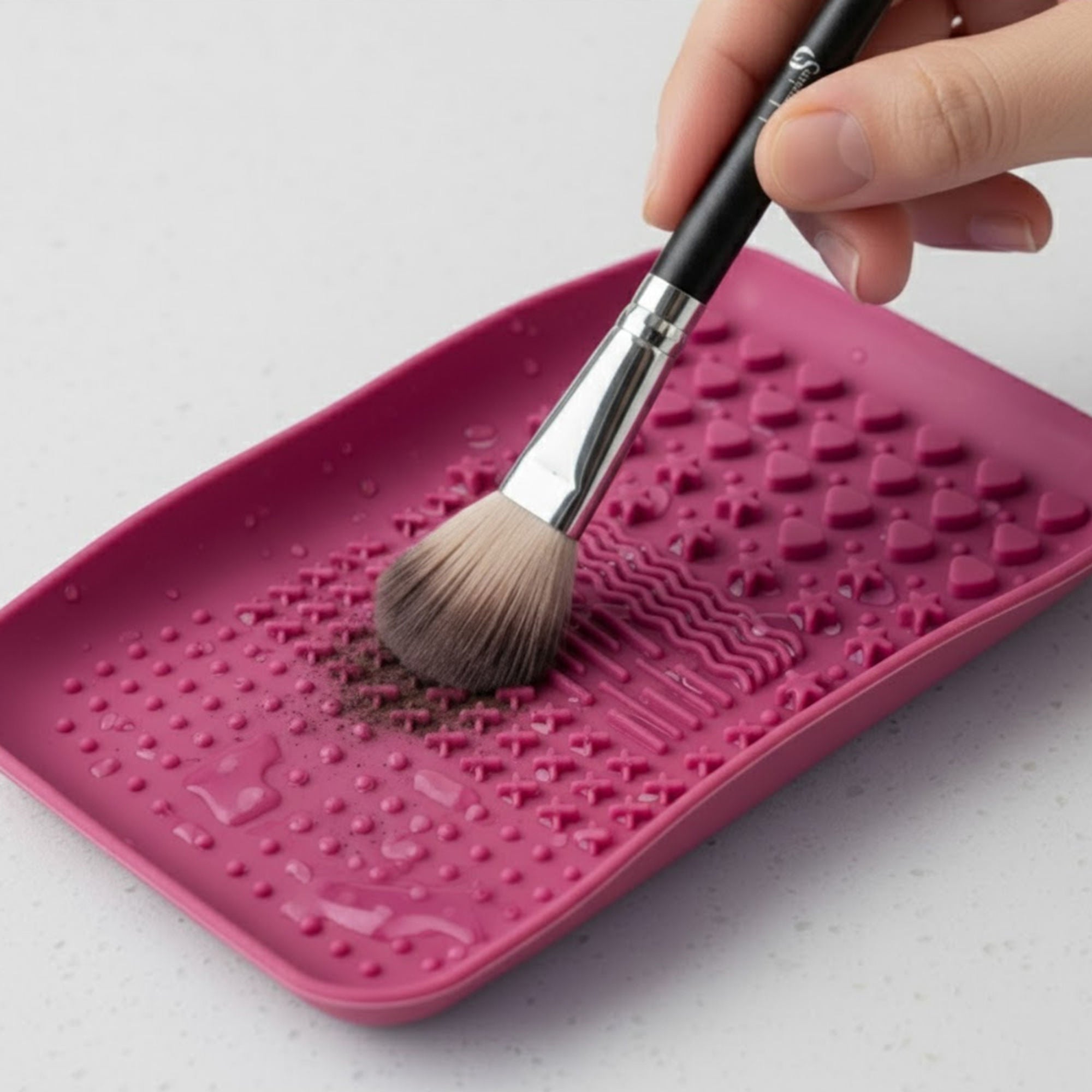 London Prime Silicone Makeup Brush Cleaner - Pink ( Formerly London Pride Cosmetics ) | Grocsy