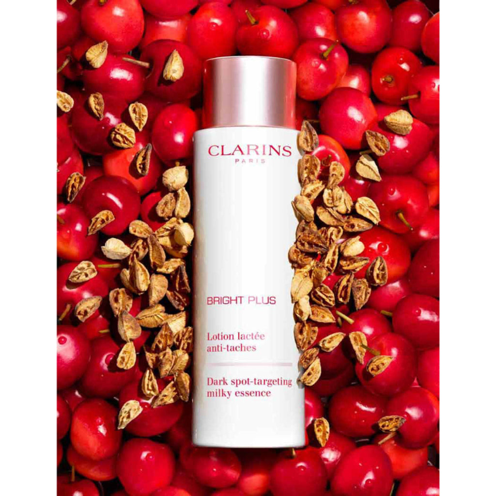 Clarins Bright Plus Milky Essence | Grocsy