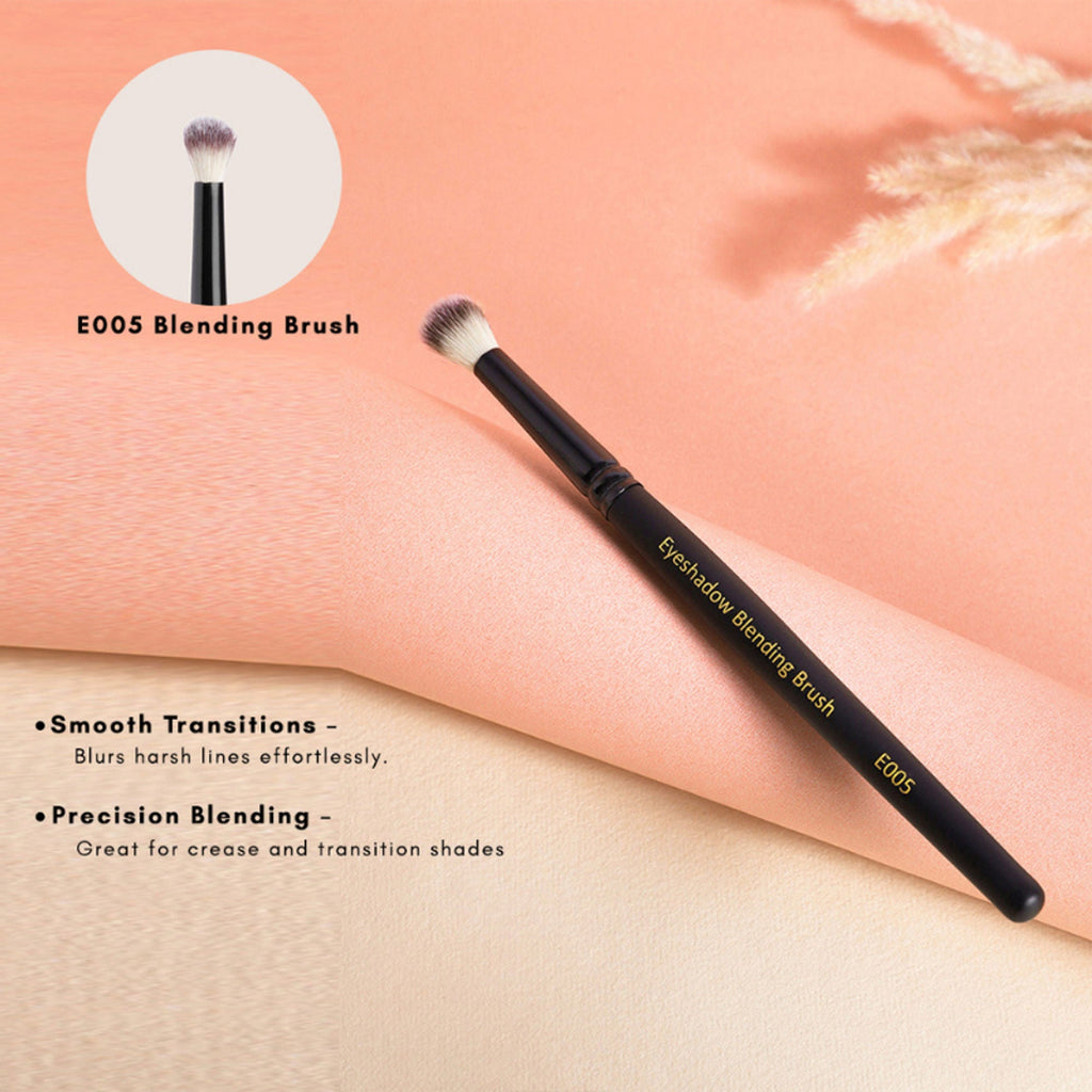 CUFFS N LASHES Eyeshadow Blending Brush - E005 | Grocsy