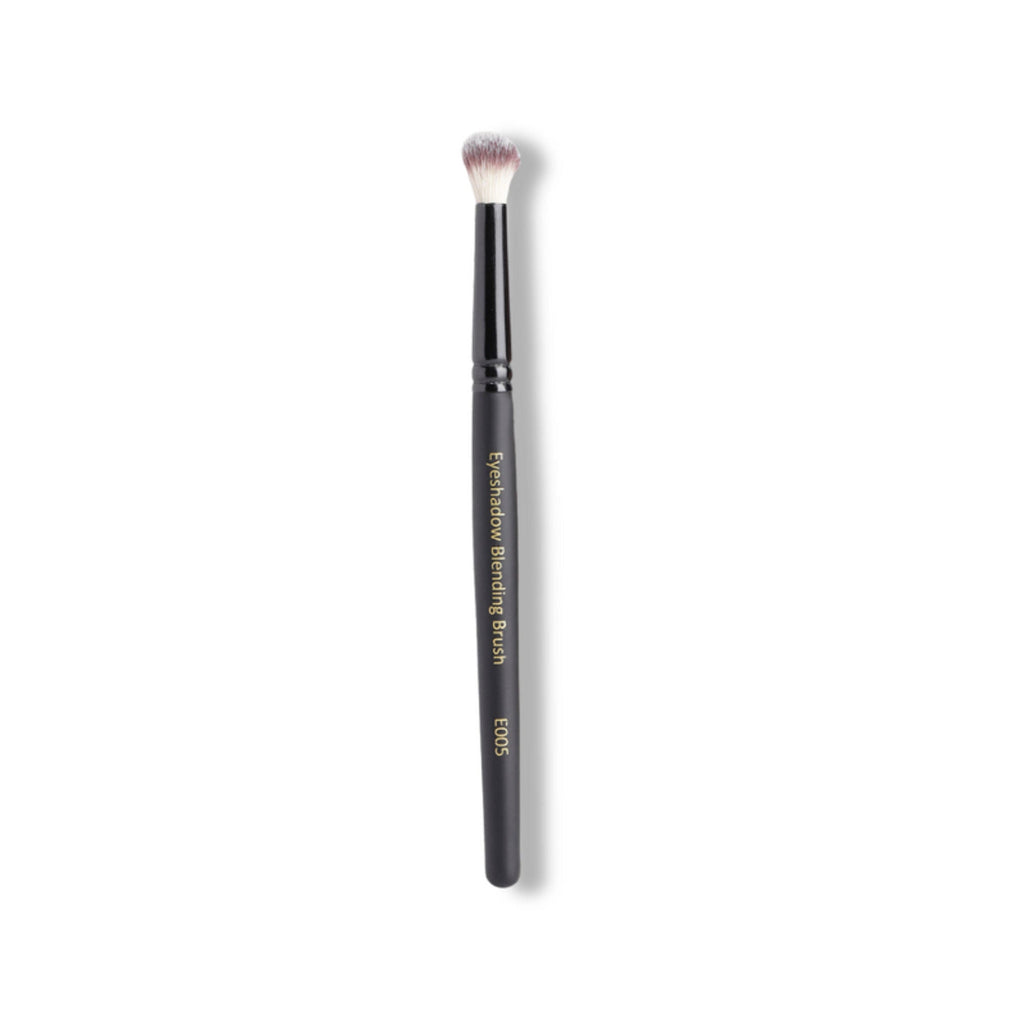 CUFFS N LASHES Eyeshadow Blending Brush - E005 | Grocsy