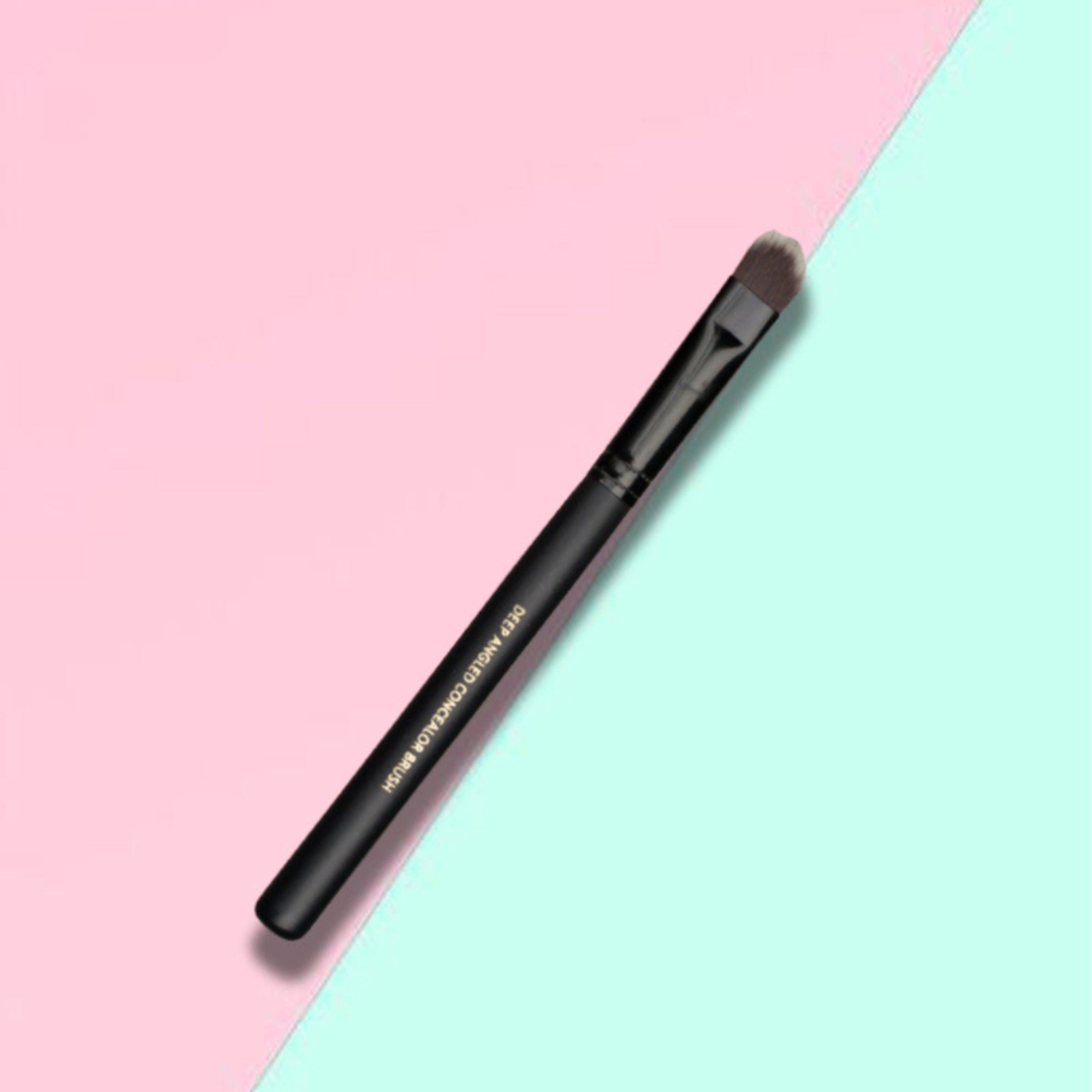 CUFFS N LASHES Deep Angled Concealer Brush - F011 | Grocsy