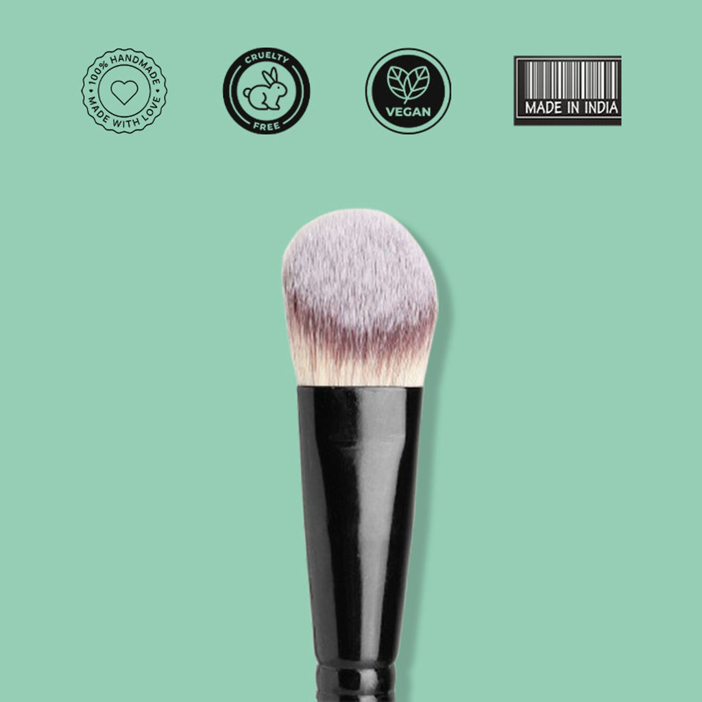 CUFFS N LASHES Foundation Brush - F016 | Grocsy