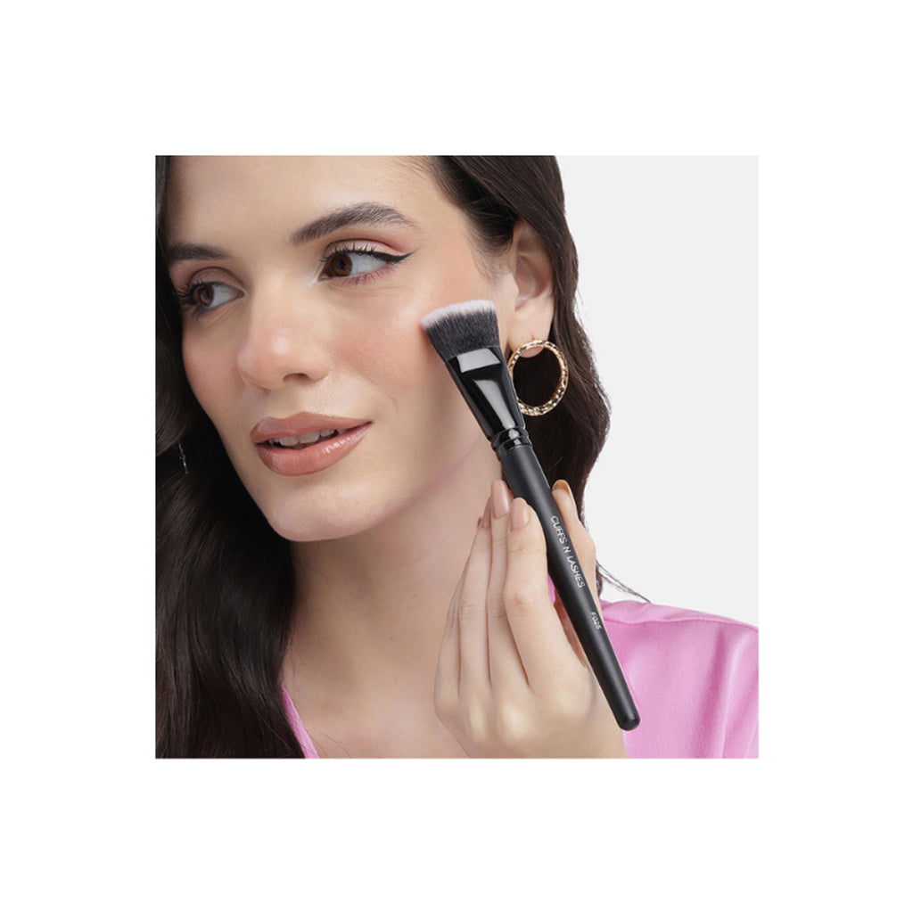 CUFFS N LASHES Big Bronzer Contour Brush - F025 | Grocsy
