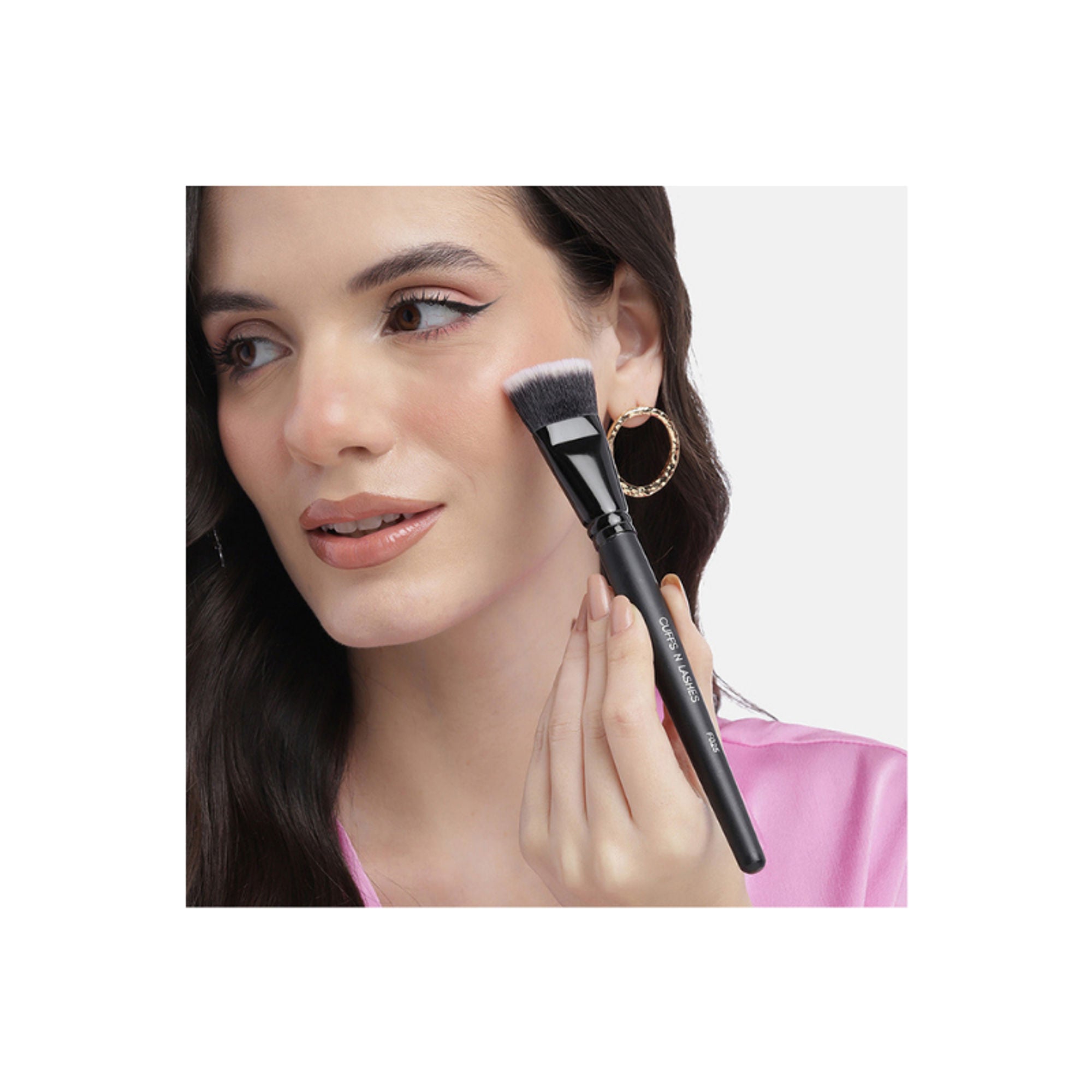 CUFFS N LASHES Big Bronzer Contour Brush - F025 | Grocsy
