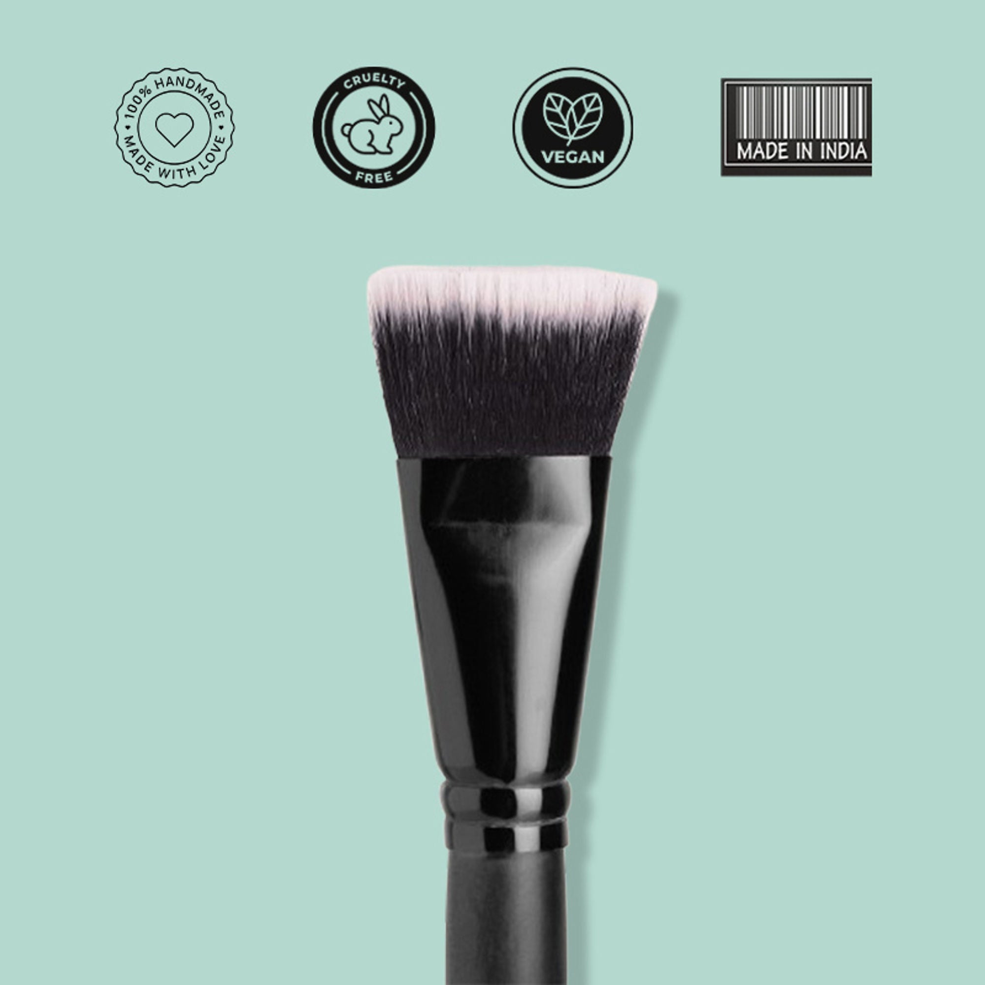 CUFFS N LASHES Big Bronzer Contour Brush - F025 | Grocsy