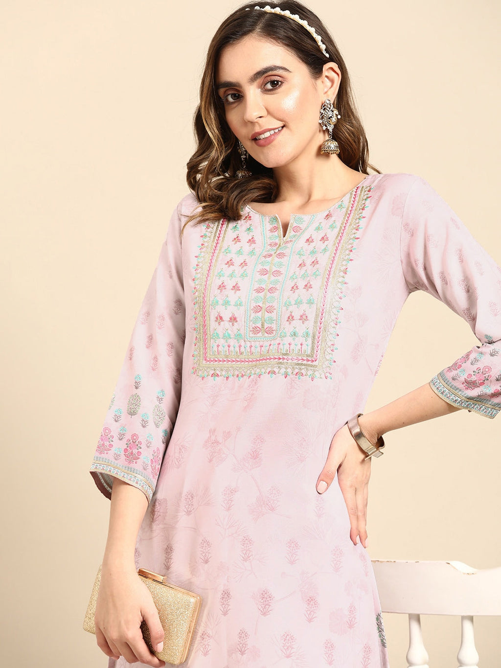 Sangria Women Pink Floral Embroidered Kurta | Grocsy