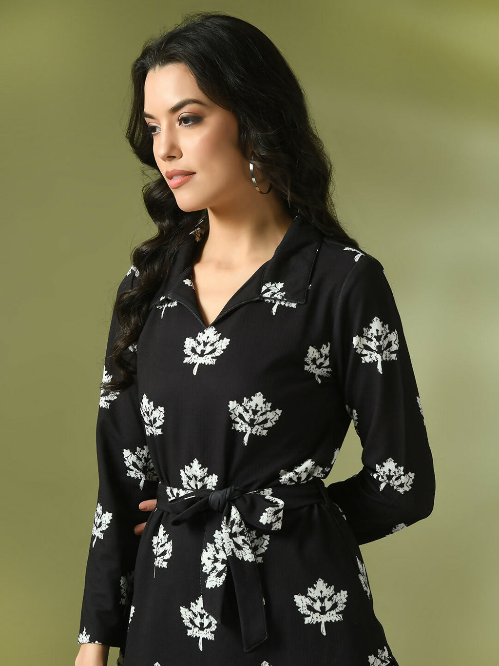 Myshka Women's Black Printed Polo Collar Party Top With Trousers Co-ord set | Grocsy