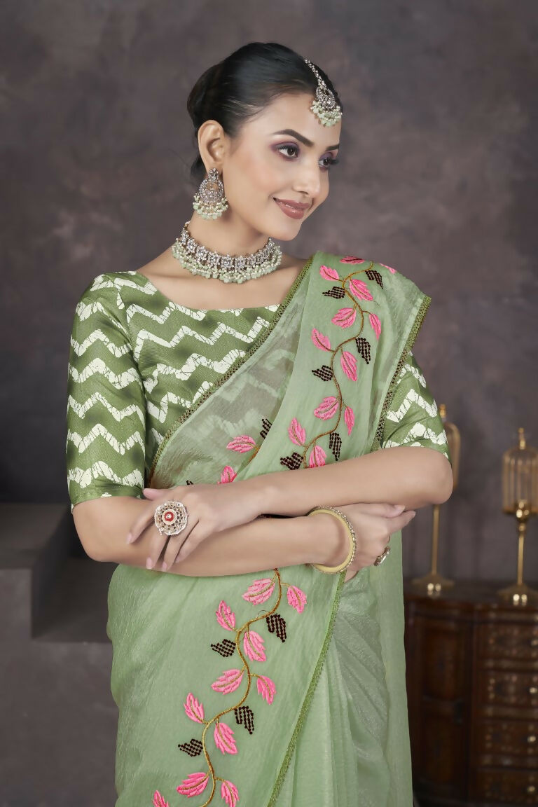 Vastranavya Green Soft Crush Georgette Thread Embroidery work of Leaf Pattern with Patched Lace Border Saree | Grocsy