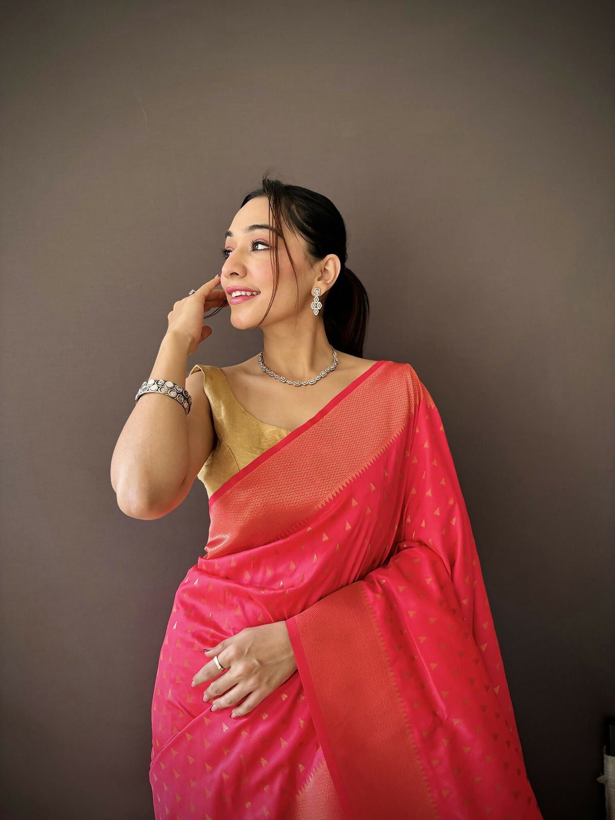 Joban Fashion Hot Pink Jacquard Butti Soft Lichi Silk Paithani Saree | Grocsy