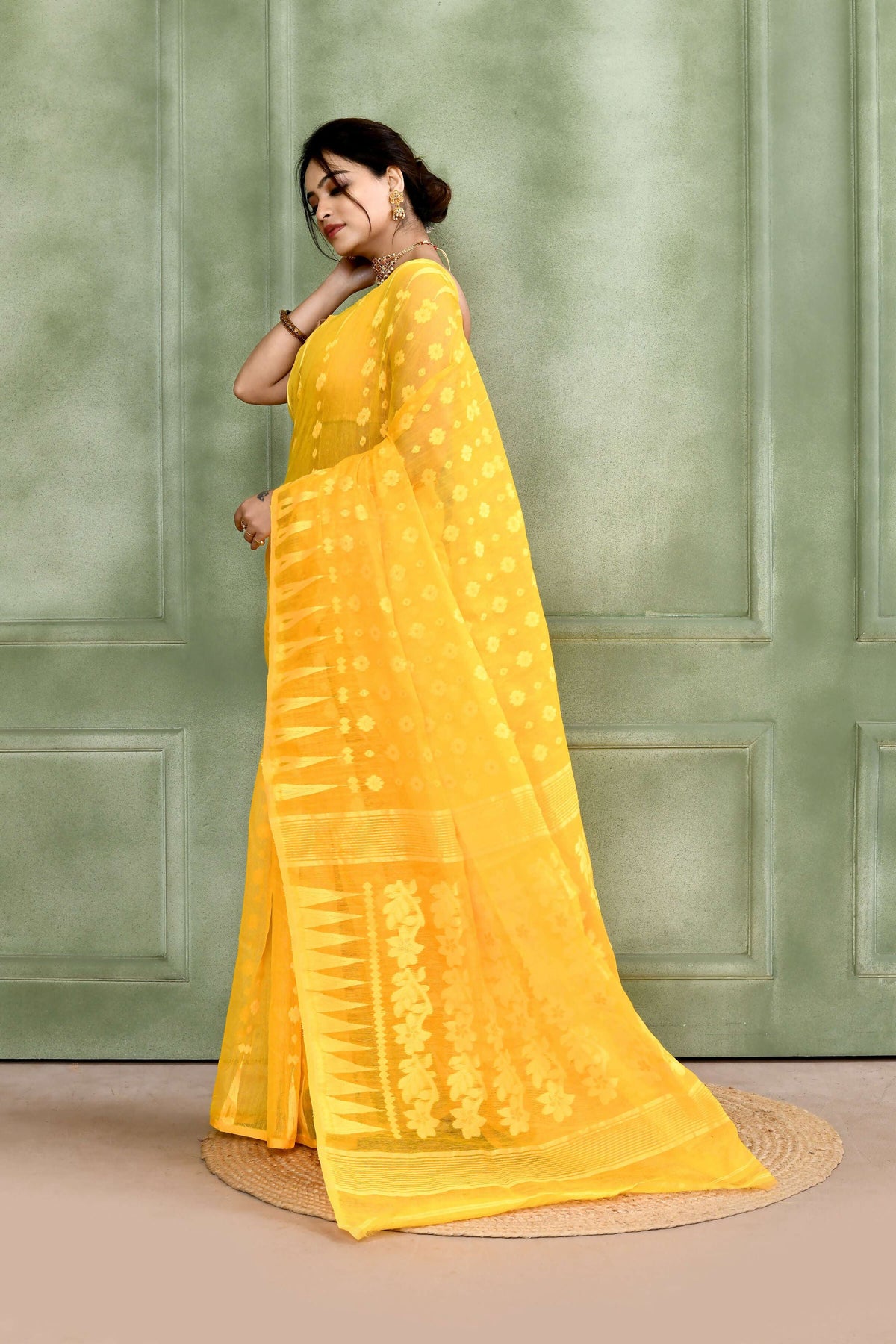 Piyari Fashion Women's Yellow Embellished Cotton Blend Jamdani Saree | Grocsy