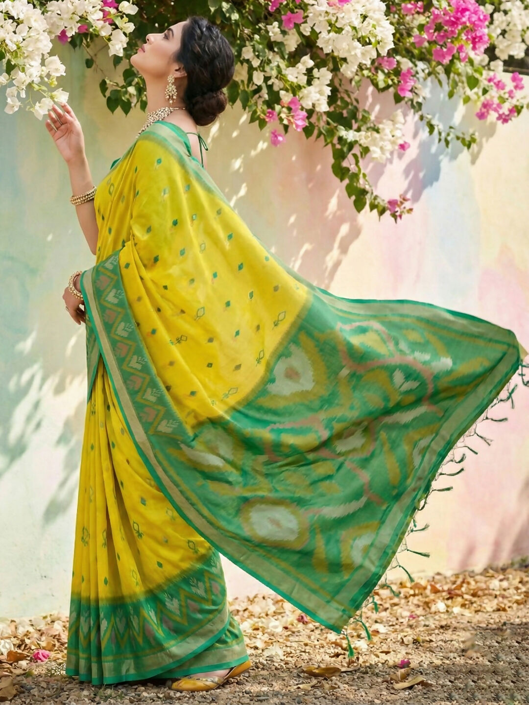 Shree Shyam Fashion Green Soft Silk Saree | Grocsy