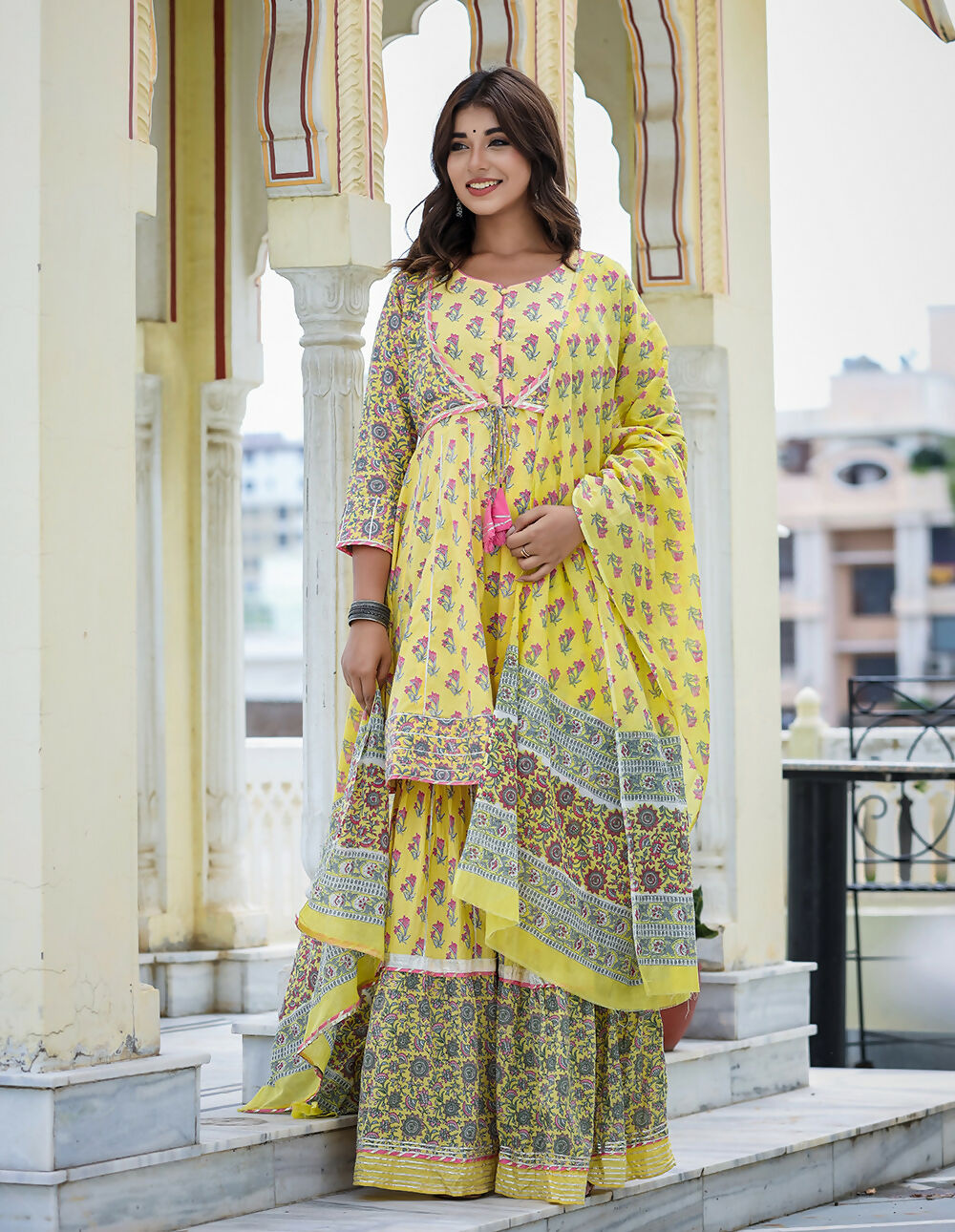 Kaajh Women's Yellow Floral Paplum Kurta Sharara Set With Dupatta | Grocsy