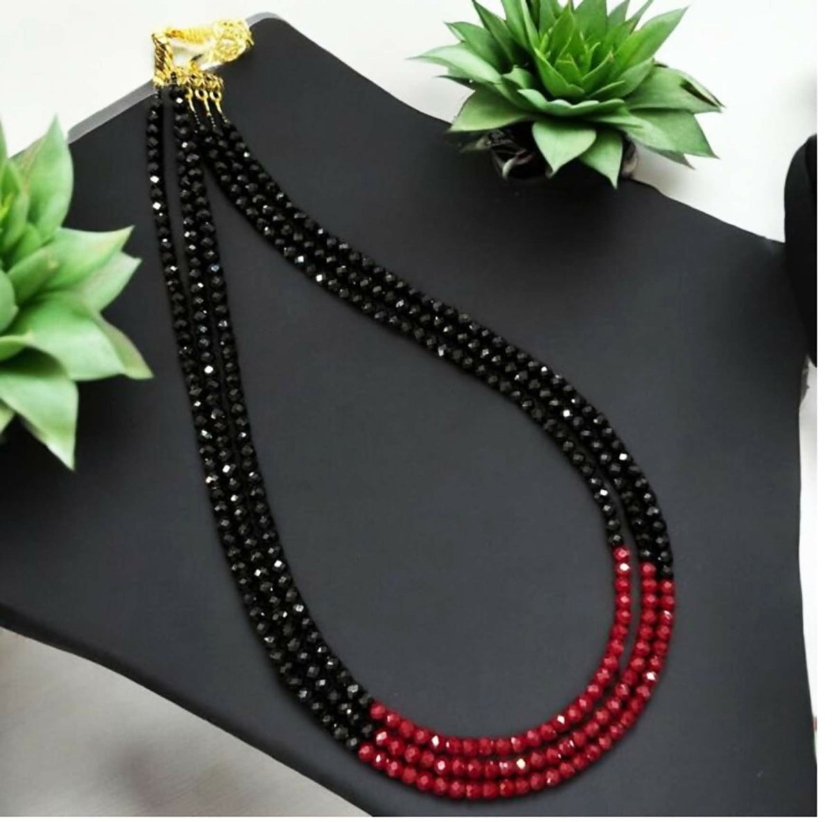 Joban Fashion Women Red Black Victorian Beads Necklace With Multicolour Quartz Beads | Grocsy