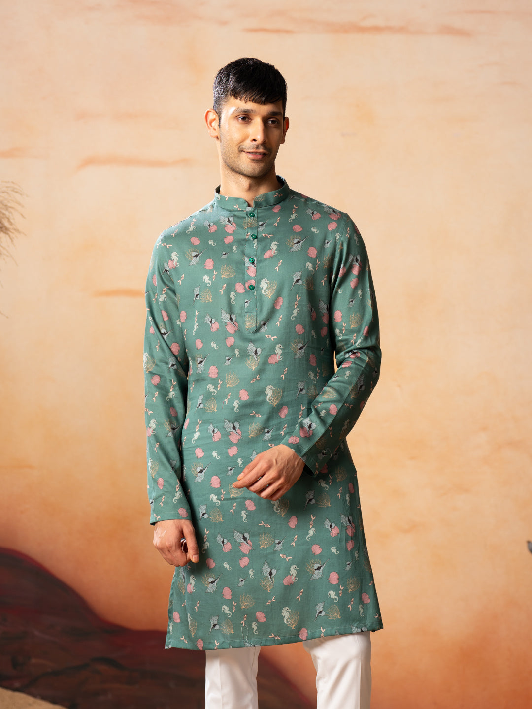 Green Floral Printed Kurta by Hilo Design | Grocsy
