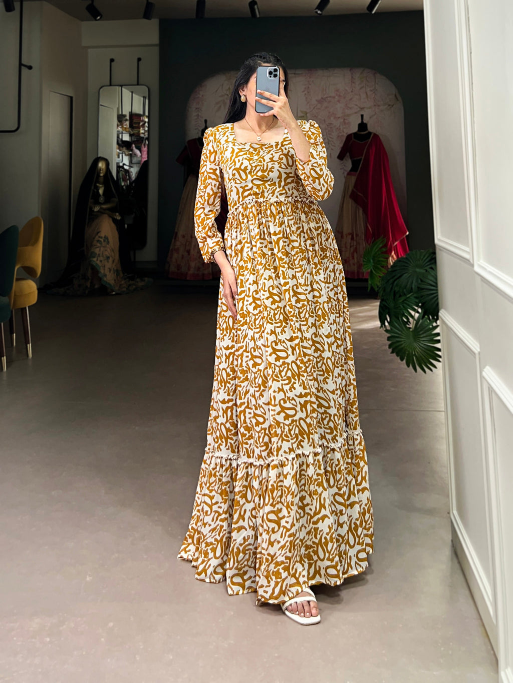 Lorenvalley Mustad Georgette Printed Gown | Grocsy