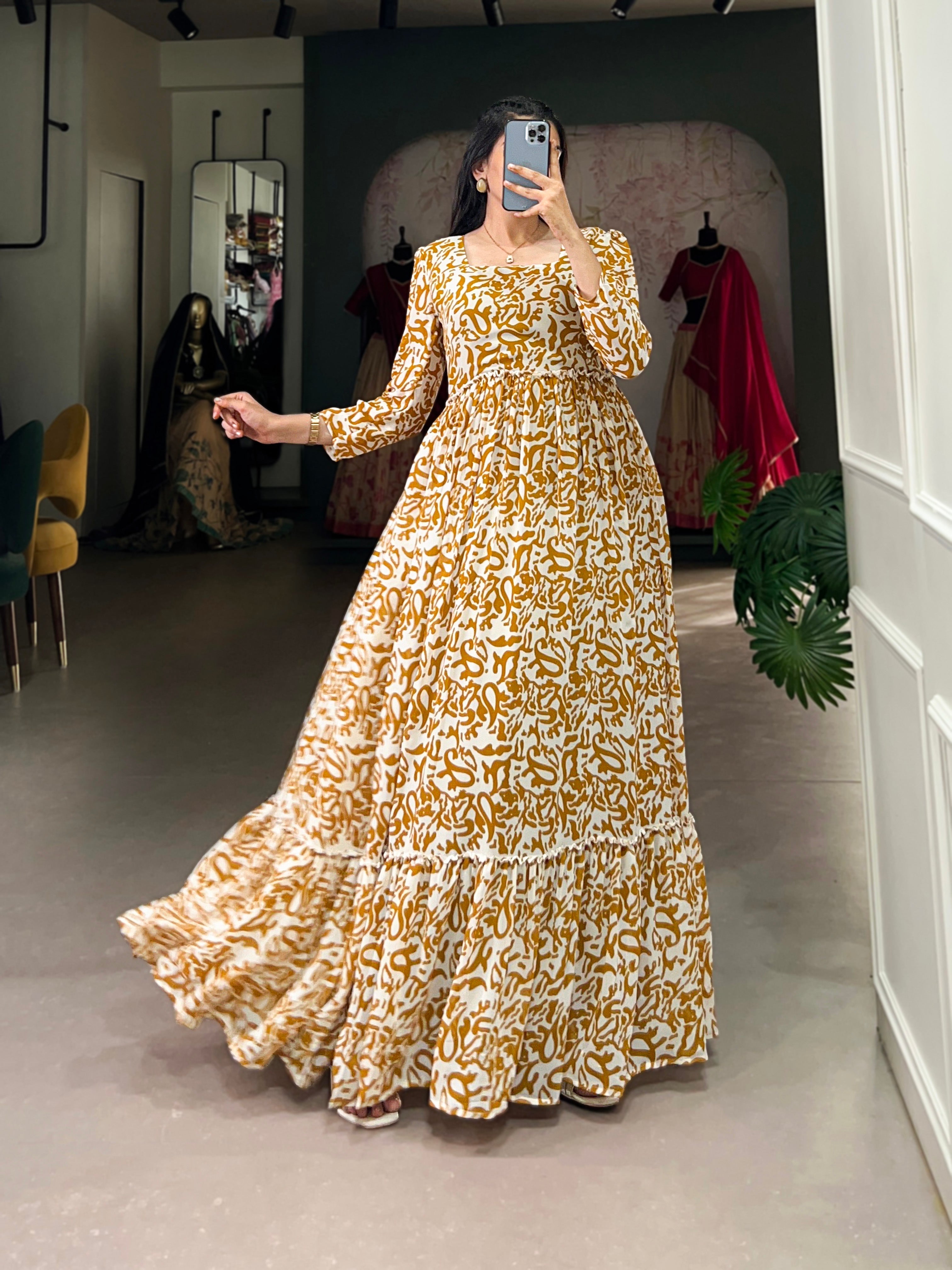 Lorenvalley Mustad Georgette Printed Gown | Grocsy