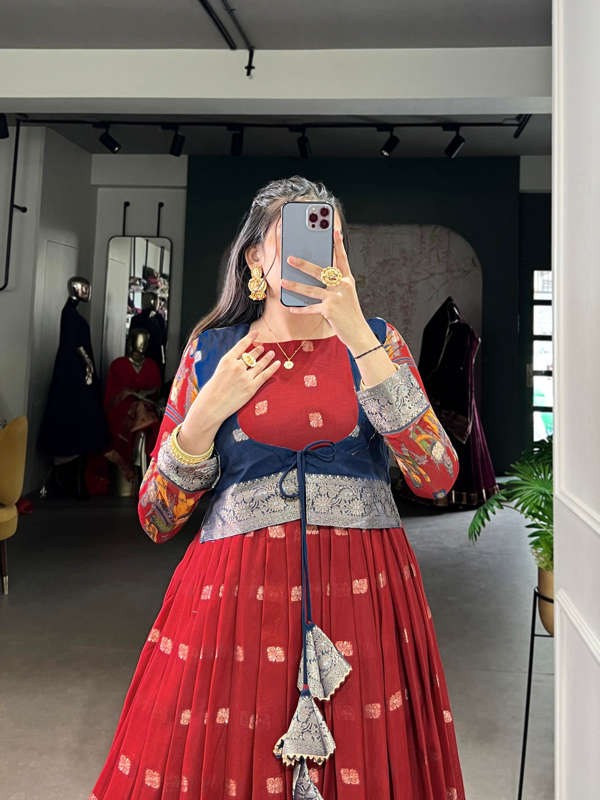Lorenvalley Fashion Maroon Poly Cotton Kalamkari Print With Zari Weaving Work Border Gown with Koti | Grocsy