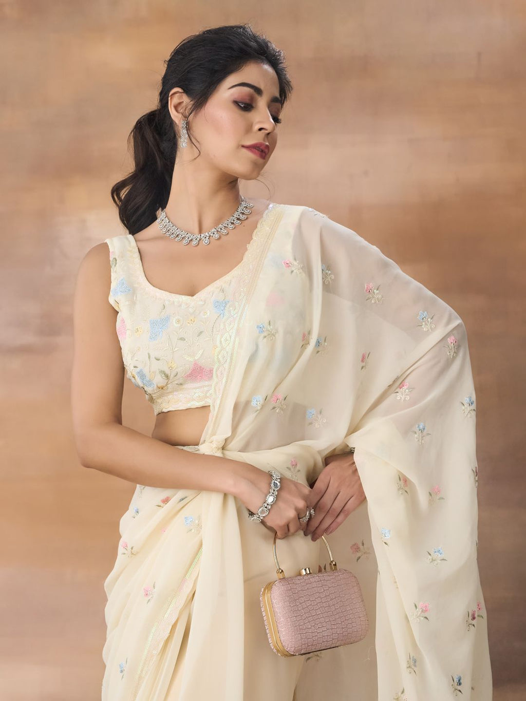 kasee Floral Embroidered Saree | Grocsy