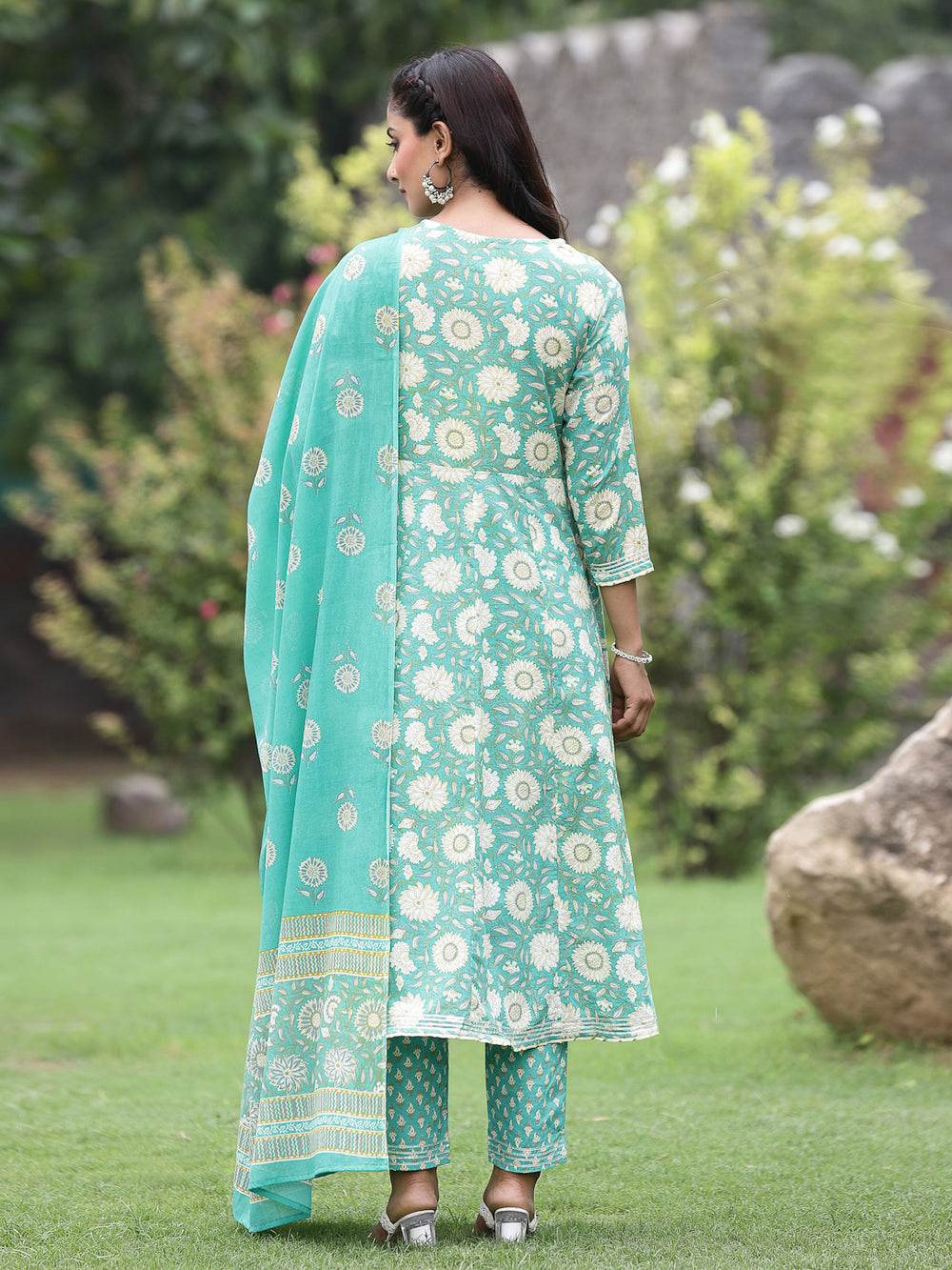 Juniper Women's Seagreen Cotton Cambric Festive Printed Kurta Set | Grocsy