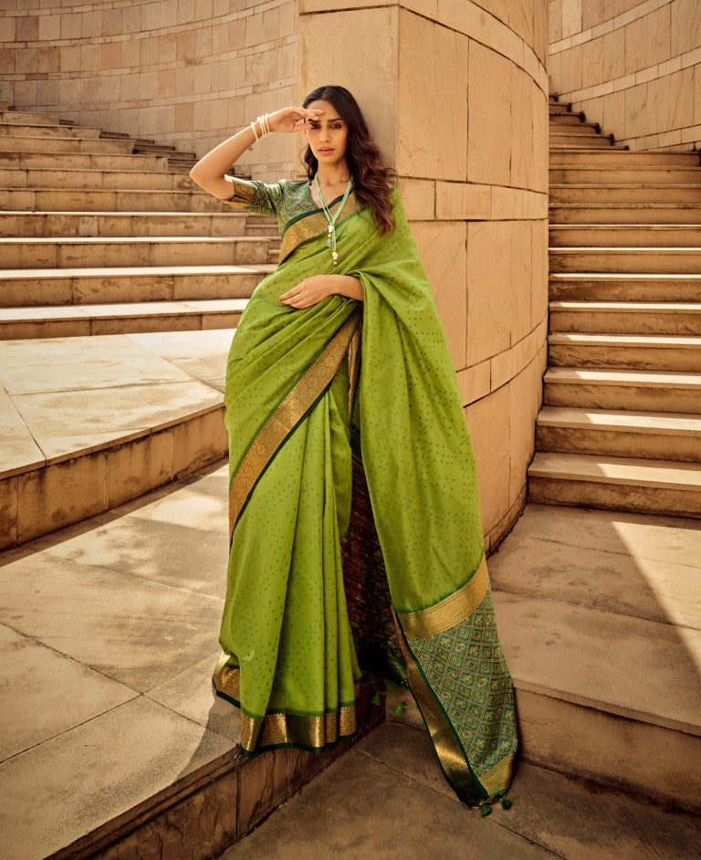 Monjolika Fashion Green Color Handloom Silk Patola Printed Saree With Blouse | Grocsy