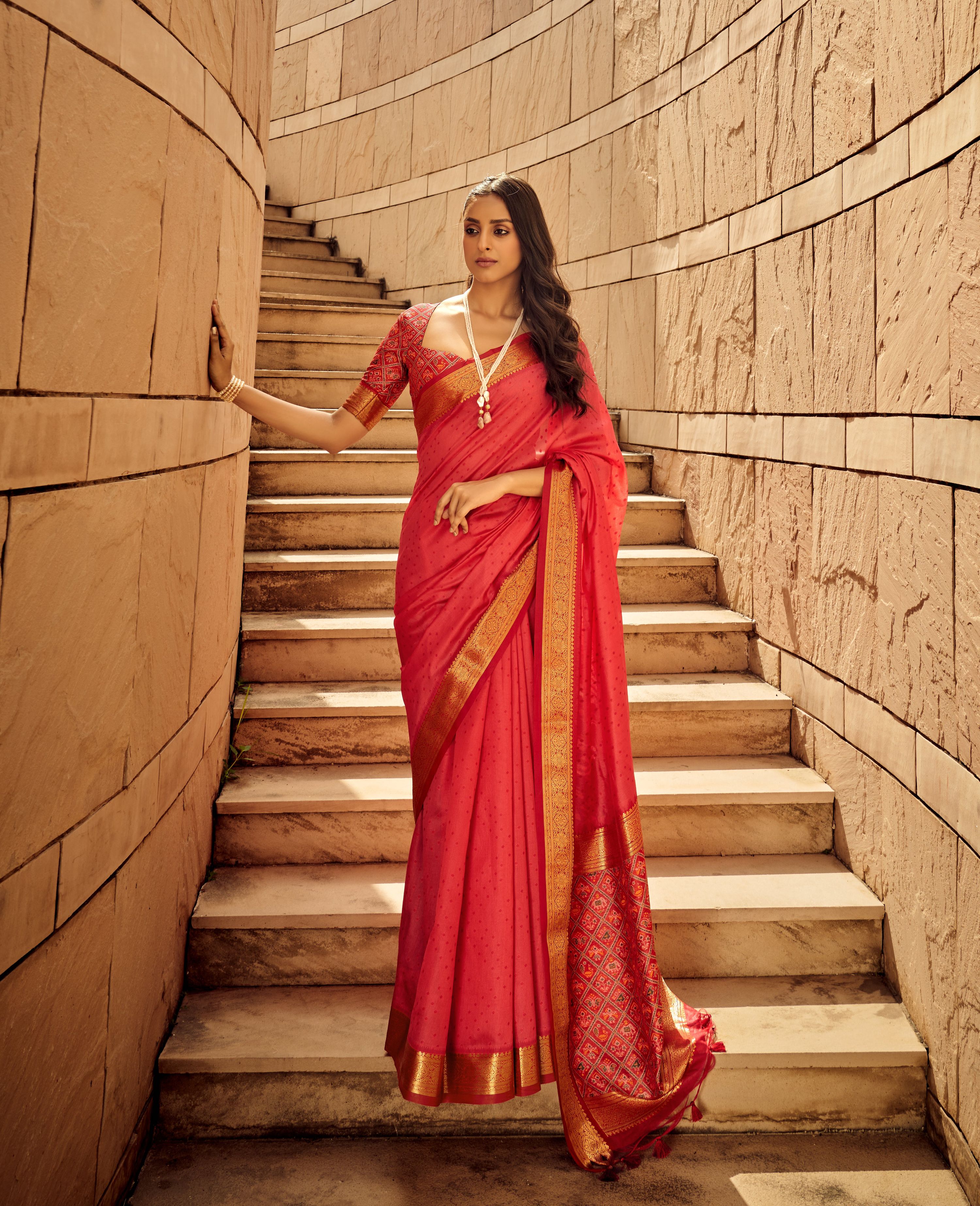 Monjolika Fashion Salmon Color Handloom Silk Patola Printed Saree With Blouse | Grocsy