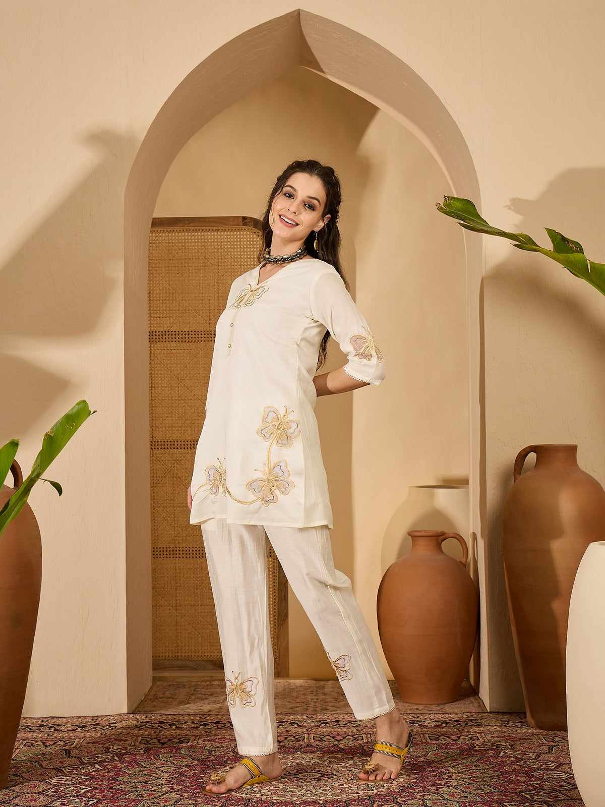 Joban Fashion Off White Silk Embroidered Readymade Kurta Set | Grocsy
