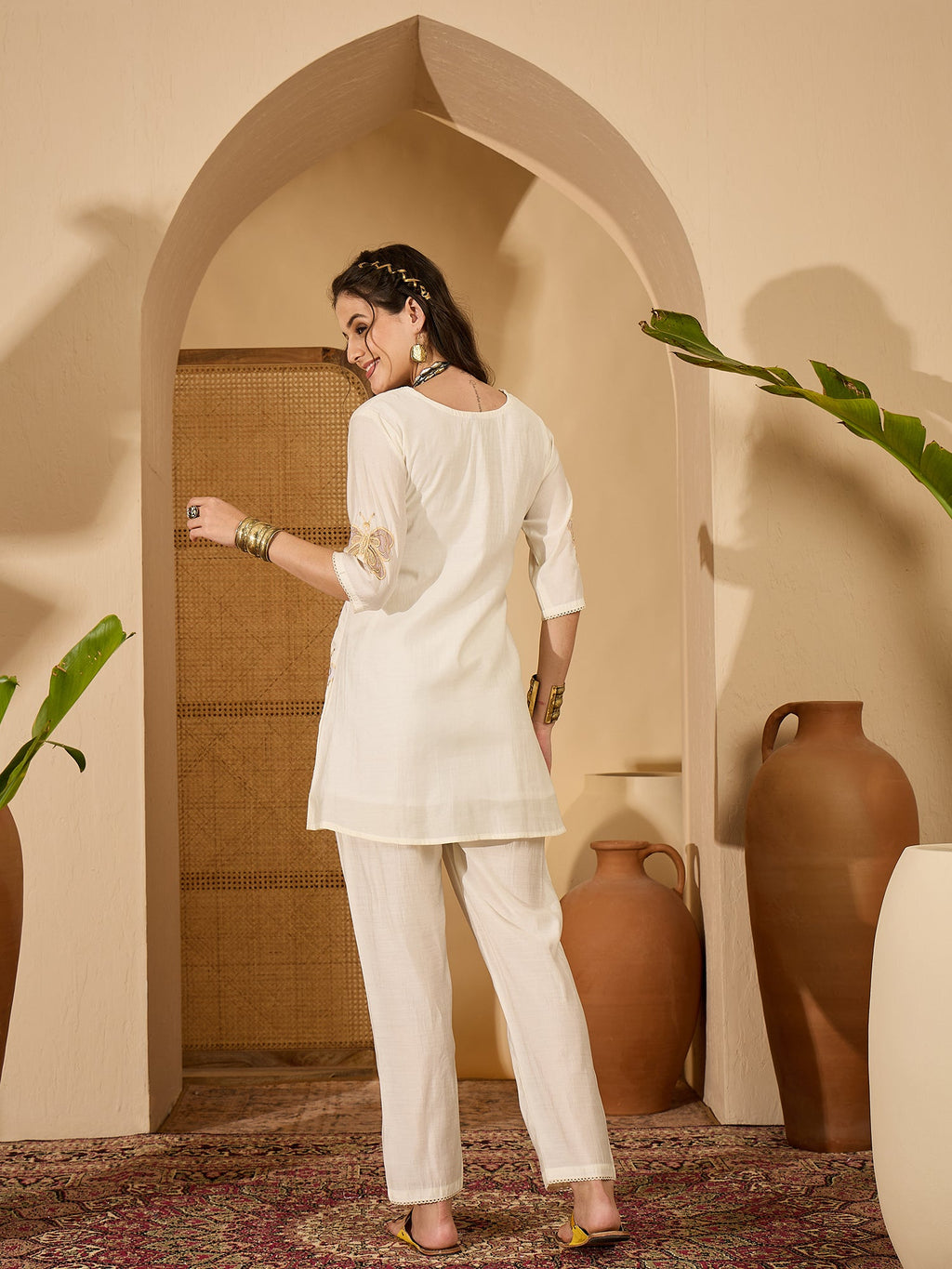 Joban Fashion Off White Silk Embroidered Readymade Kurta Set | Grocsy