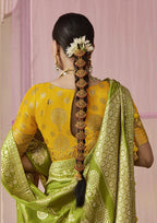 Monjolika Fashion Viscose Weaving Floral Printed Contemporary Saree In Green | Grocsy