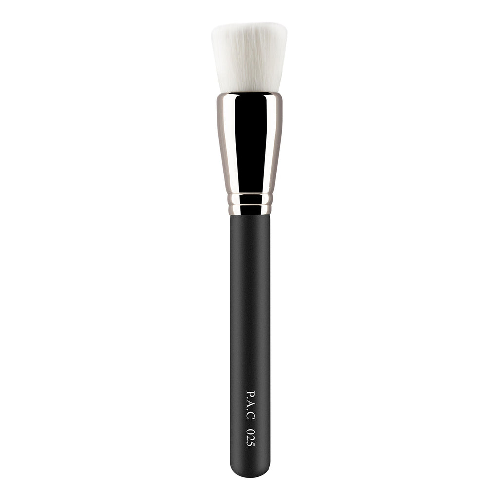 PAC Studio Foundation Brush - 025 | Grocsy