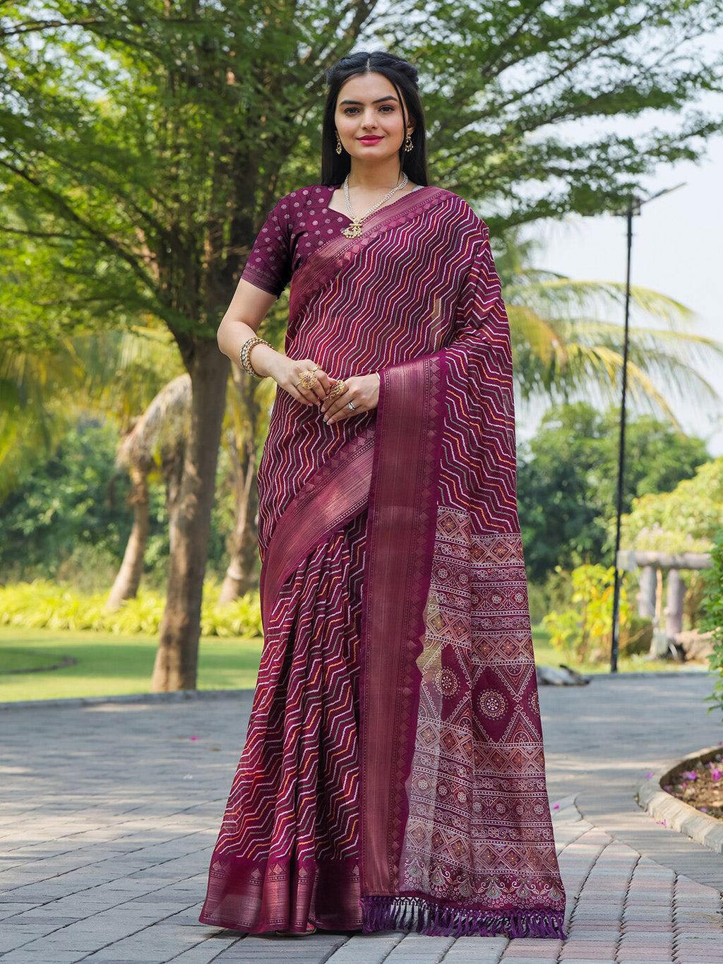 Tikhi Imli Leheriya Printed Zari Ready to Wear Saree | Grocsy
