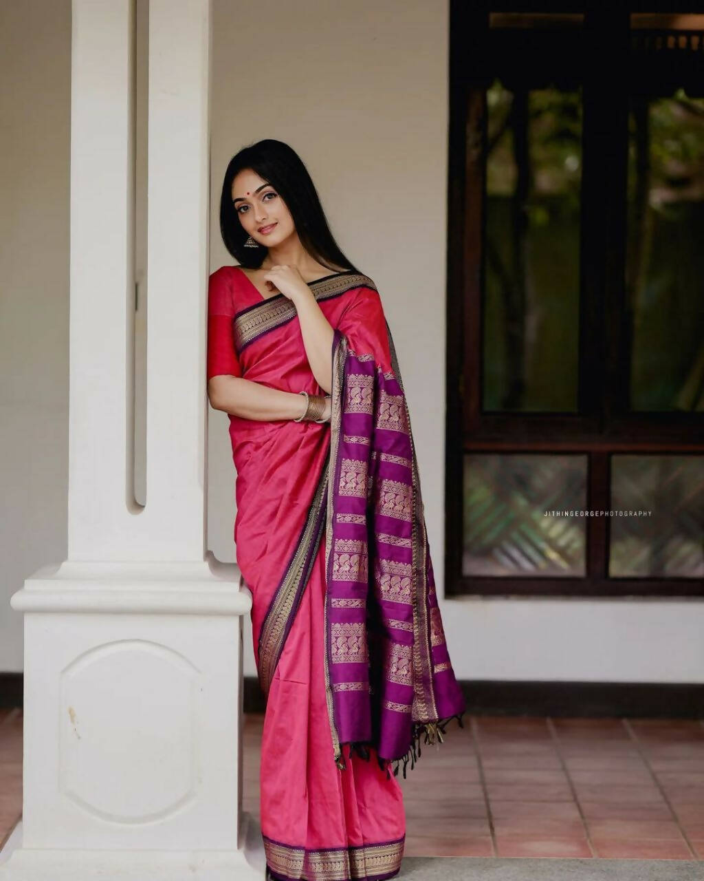 DEIANA'S Beautiful Designer Golden zari Soft Lichi Silk Saree - Pink | Grocsy