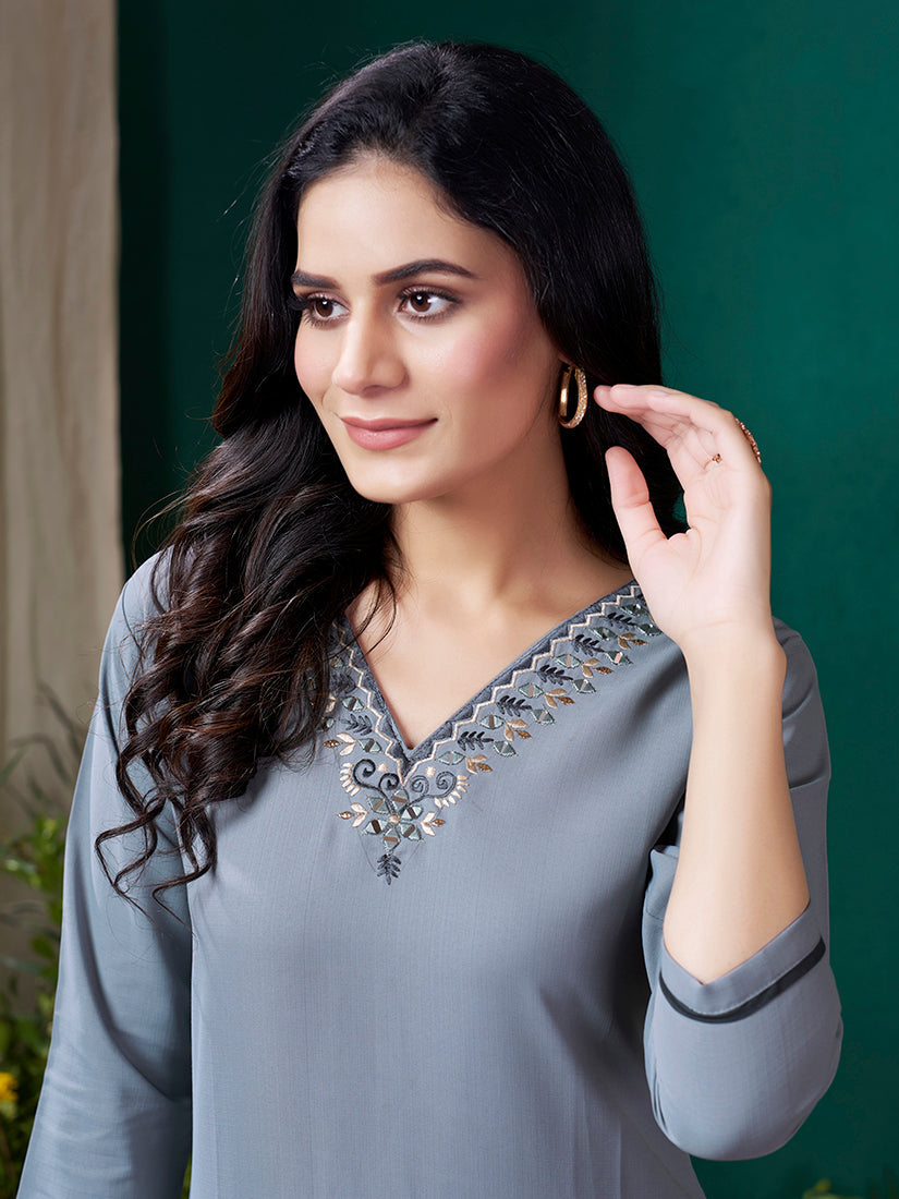 Monjolika Fashion Grey Maaza Cotton Hand Work With Pocket Casual Kurti | Grocsy