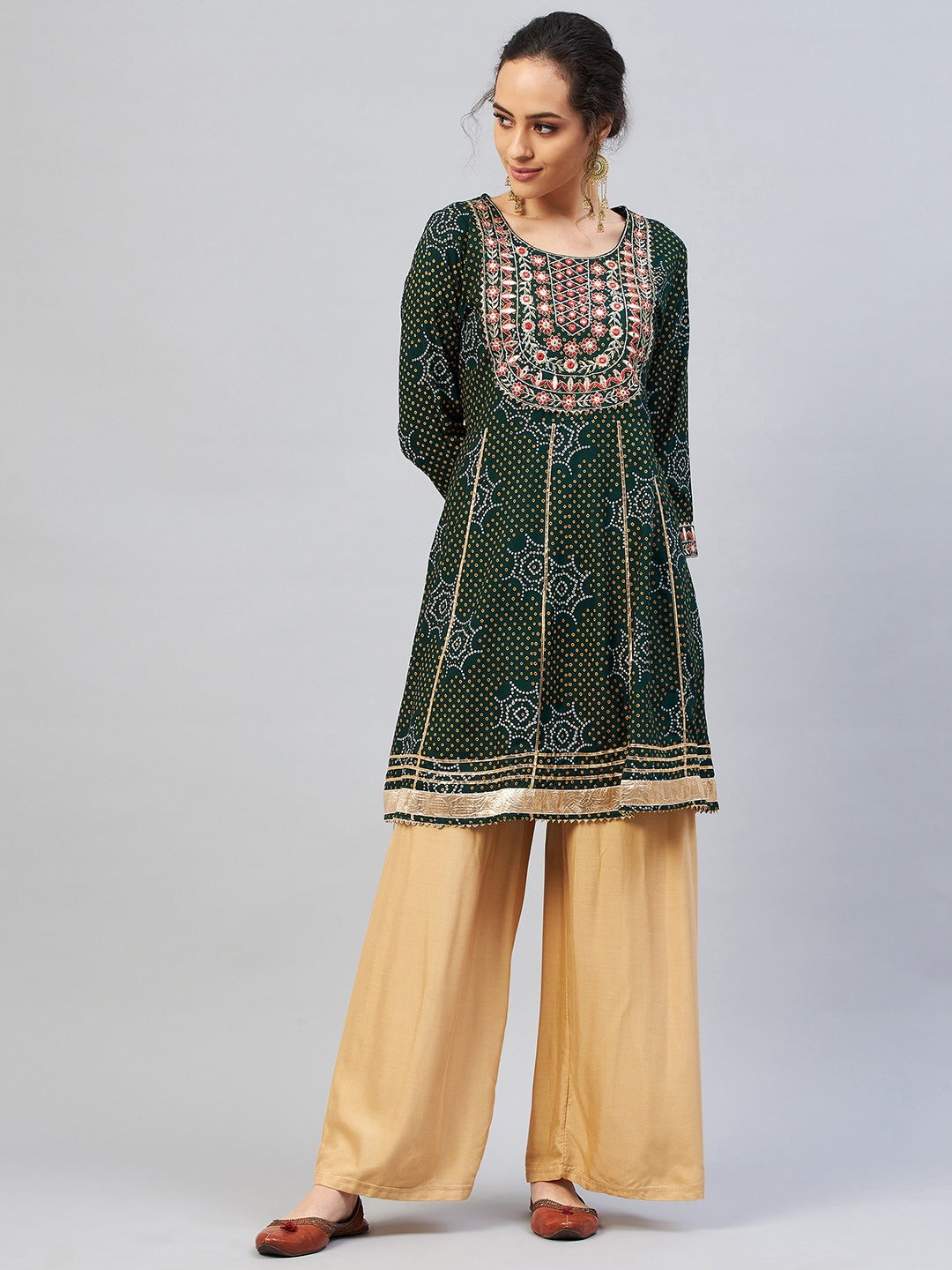 InWeave Women's Green Gota Mirror Work Kurta | Grocsy