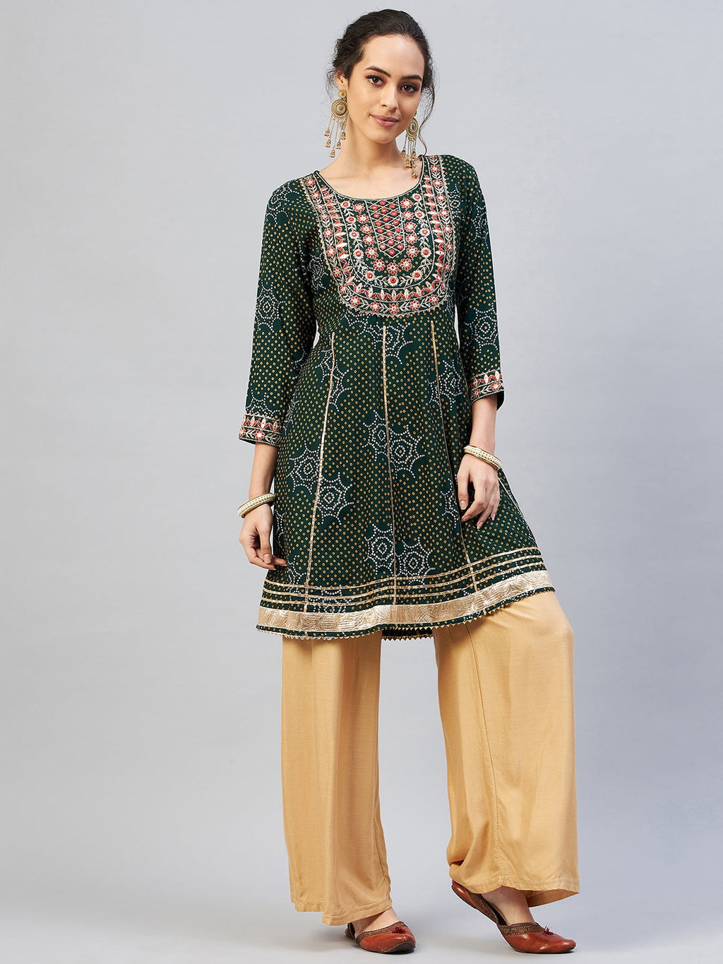 InWeave Women's Green Gota Mirror Work Kurta | Grocsy