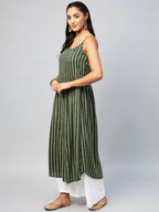 InWeave Women's Green Zig Zag Print Strappy Kurta | Grocsy