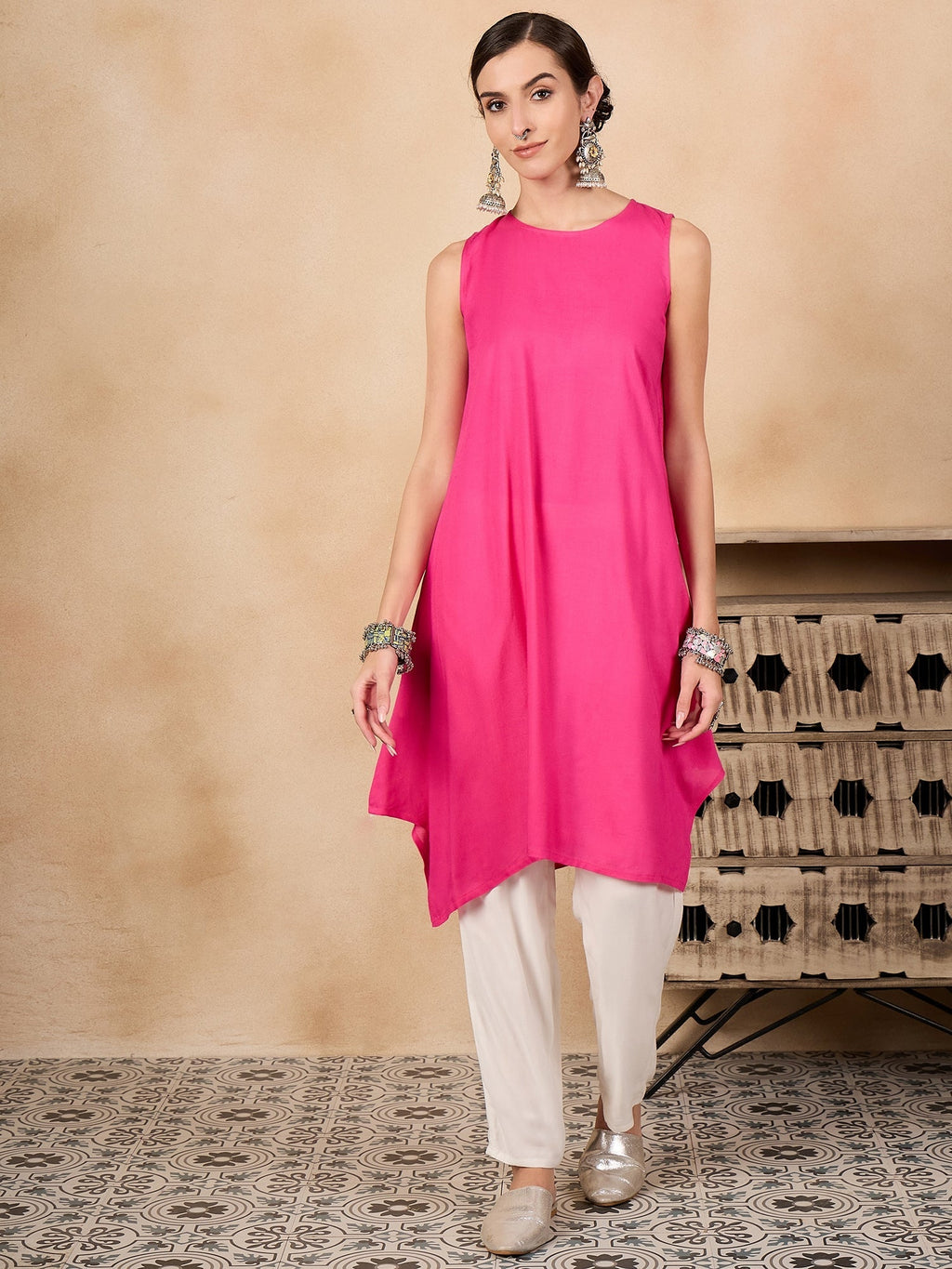 InWeave Fuchsia Short Kurta | Grocsy