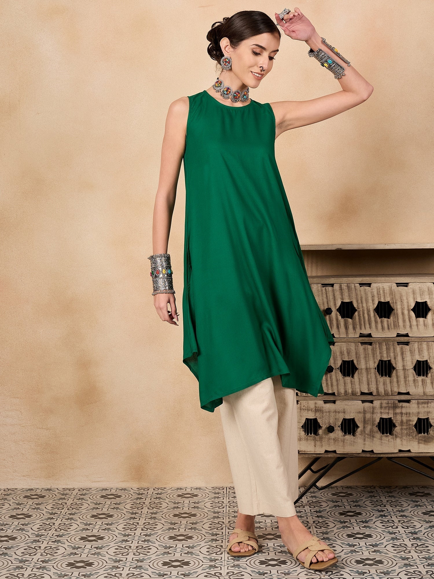 InWeave Forest Green Short Kurta | Grocsy