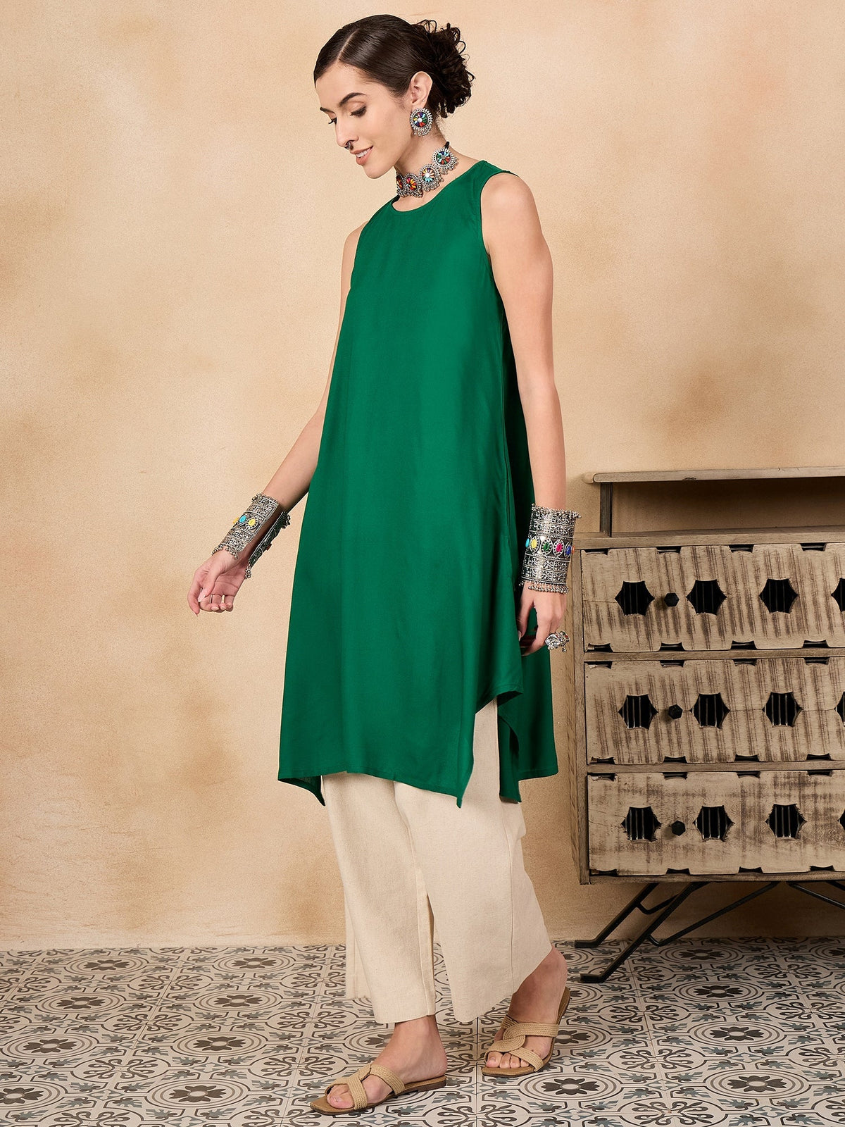 InWeave Forest Green Short Kurta | Grocsy