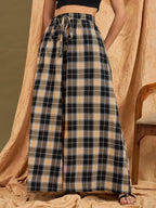 InWeave Black Beige Check Skirt | Grocsy