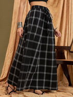InWeave Black Plaid Check Skirt | Grocsy