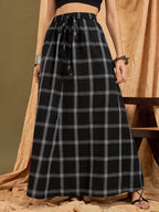 InWeave Black Plaid Check Skirt | Grocsy