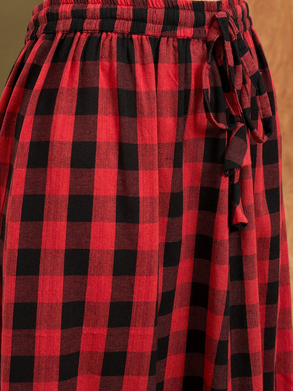 InWeave Black Red Check Skirt | Grocsy