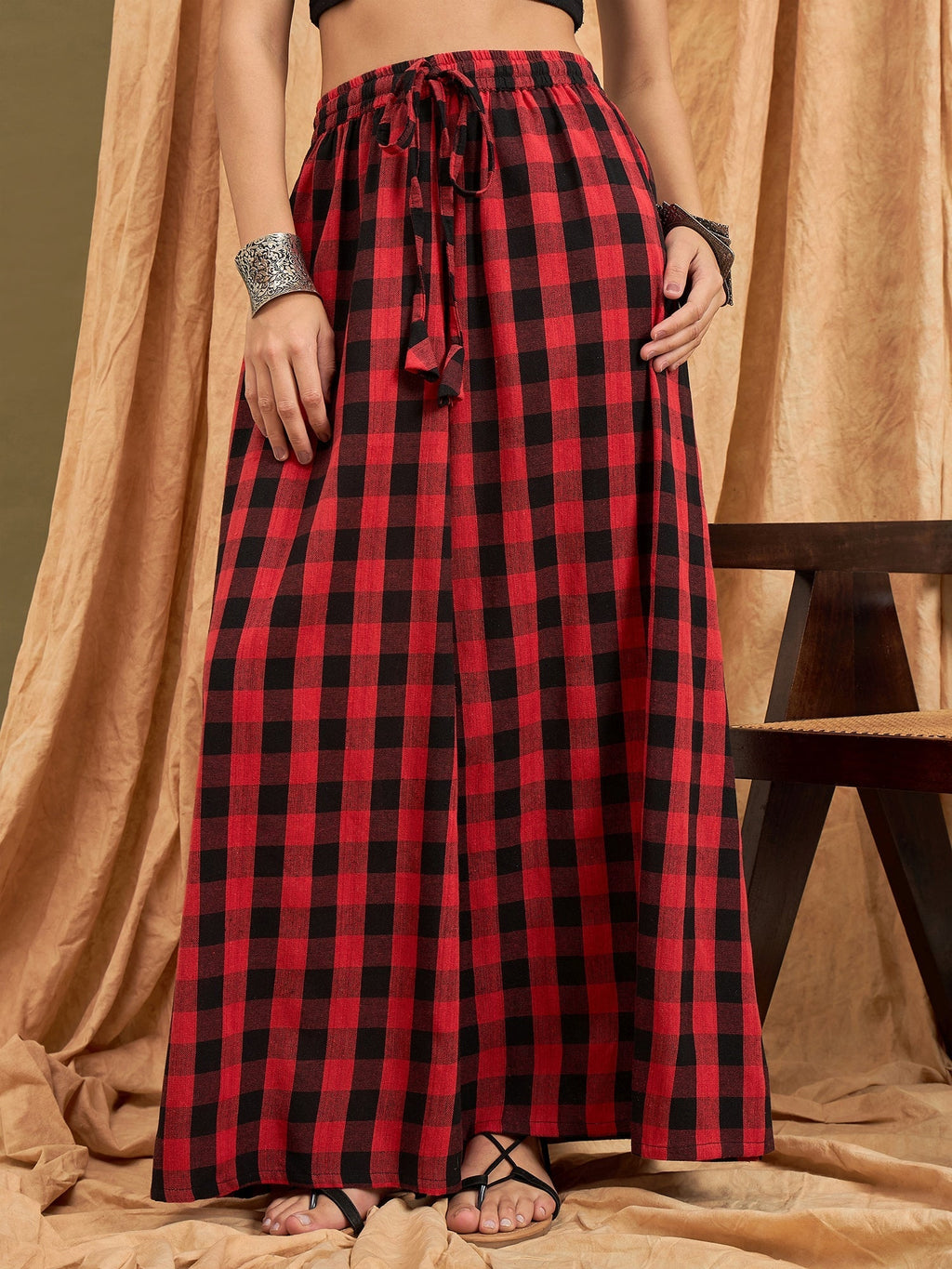 InWeave Black Red Check Skirt | Grocsy
